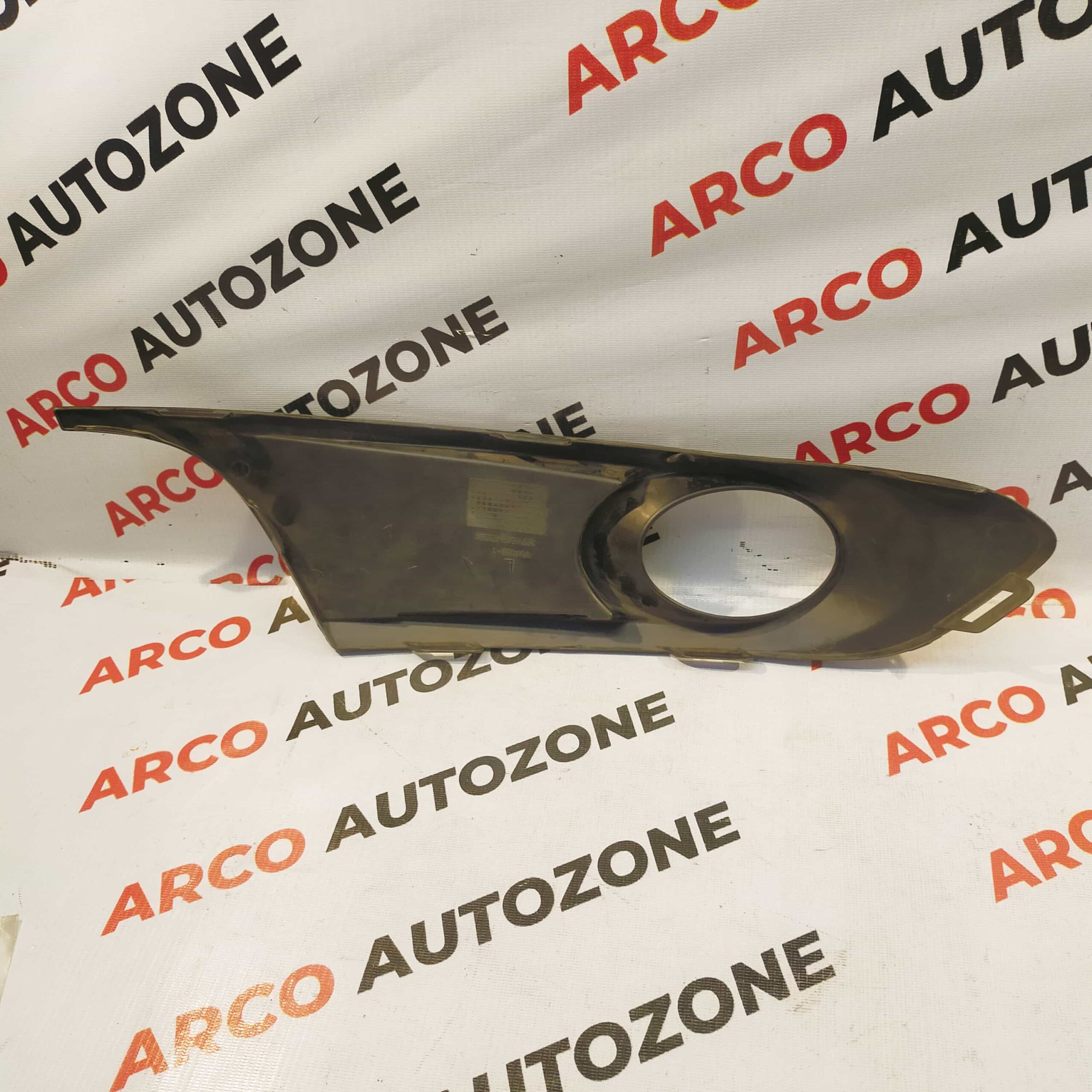 FOG LAMP COVER JETTA T2 LEFT