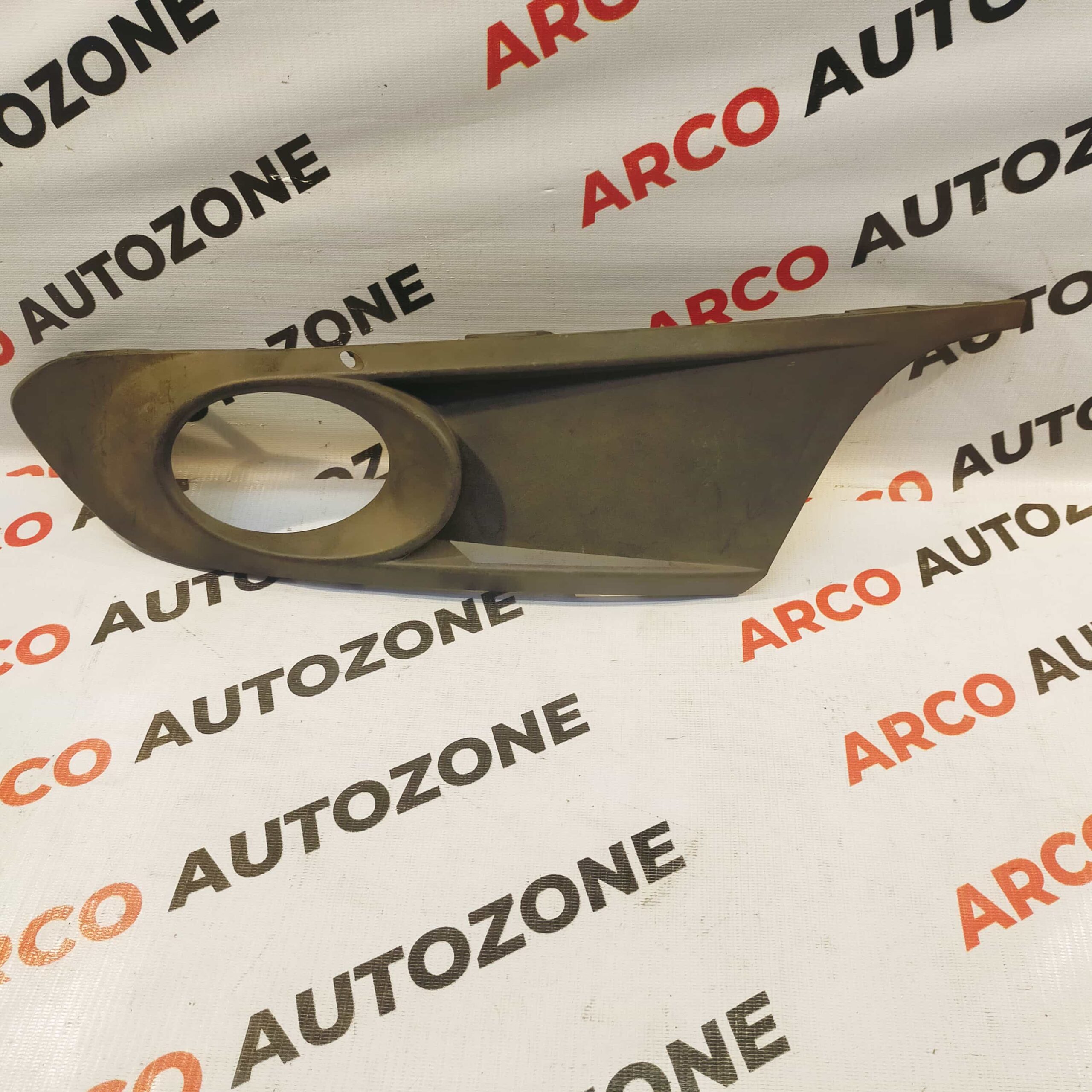 FOG LAMP COVER JETTA T2 LEFT
