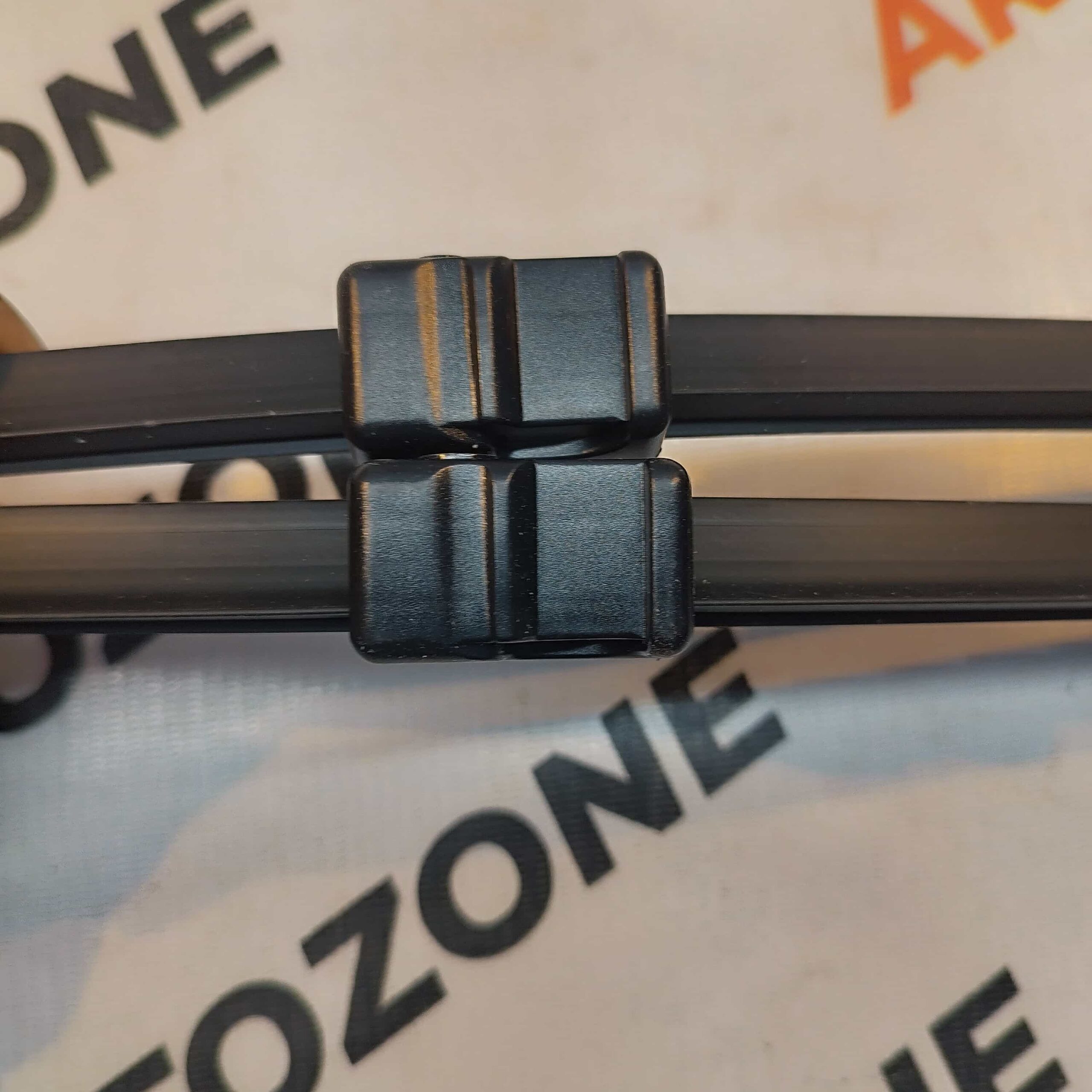 WIPER BLADE X5 SIDE PIN 24 20 GE