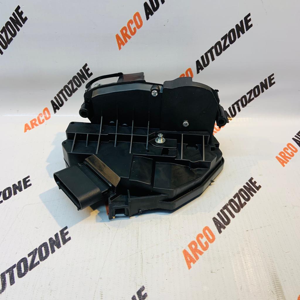 DOOR LATCH ECOSPORT FRONT RIGHT IMP 8A6AA21812AJ