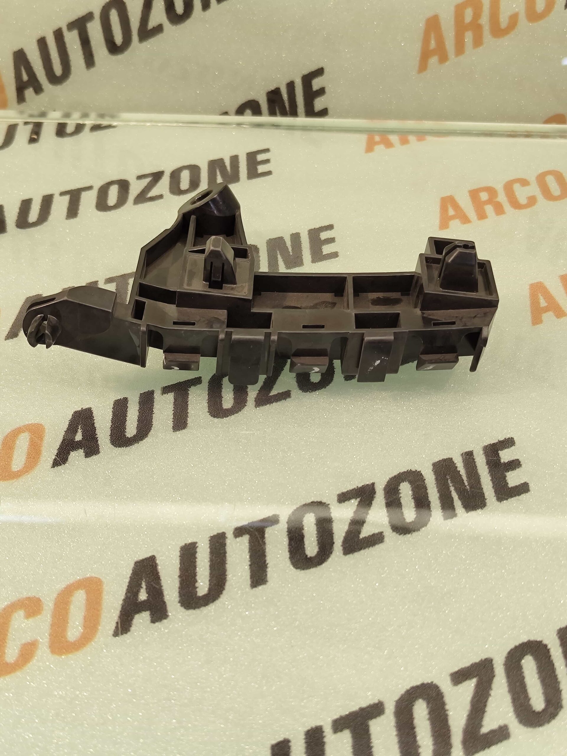 FRONT BUMPER BRACKET