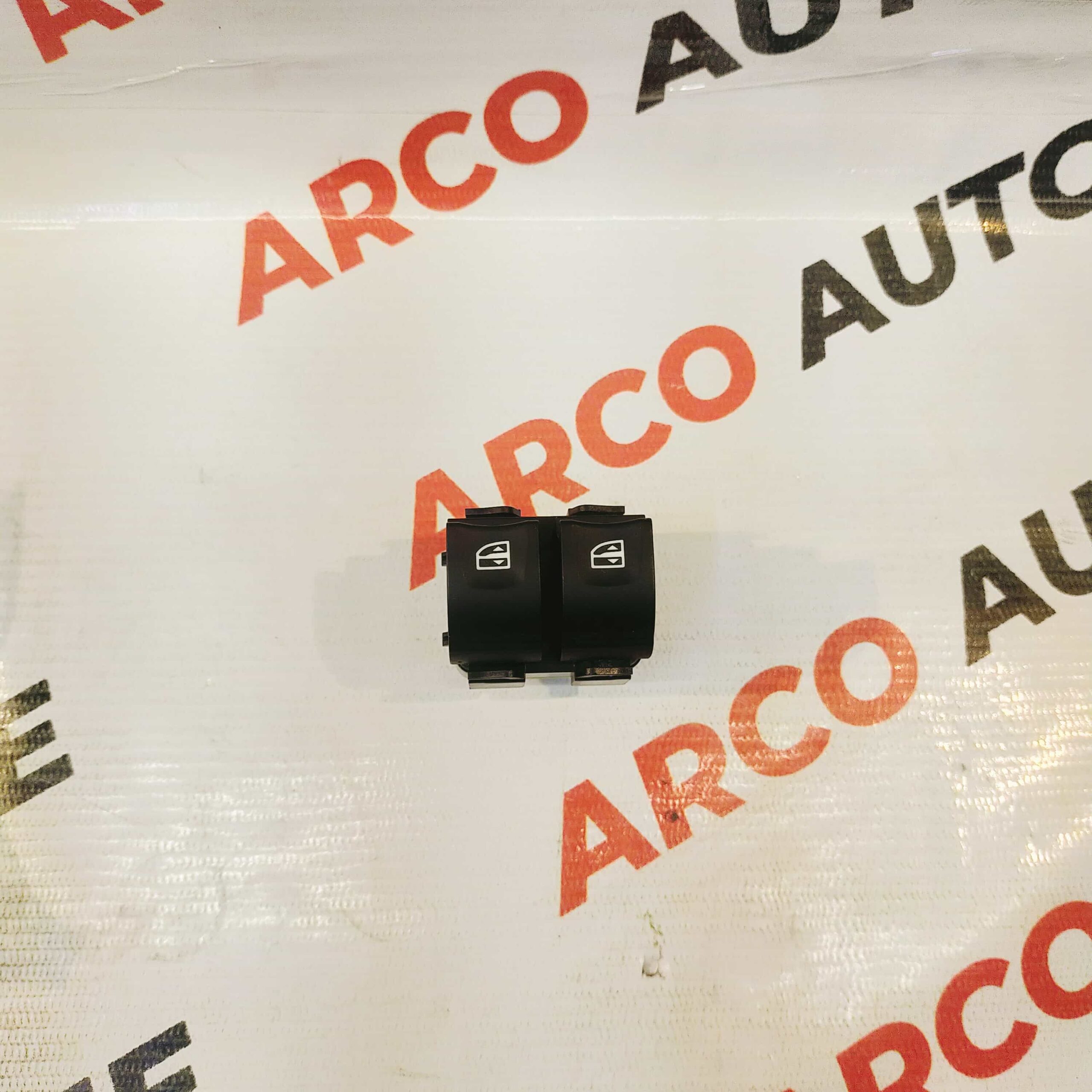 POWER WINDOW SWITCH MAIN DUSTER NEW 2 DOOR WHITE 254114380R MINDA S21158