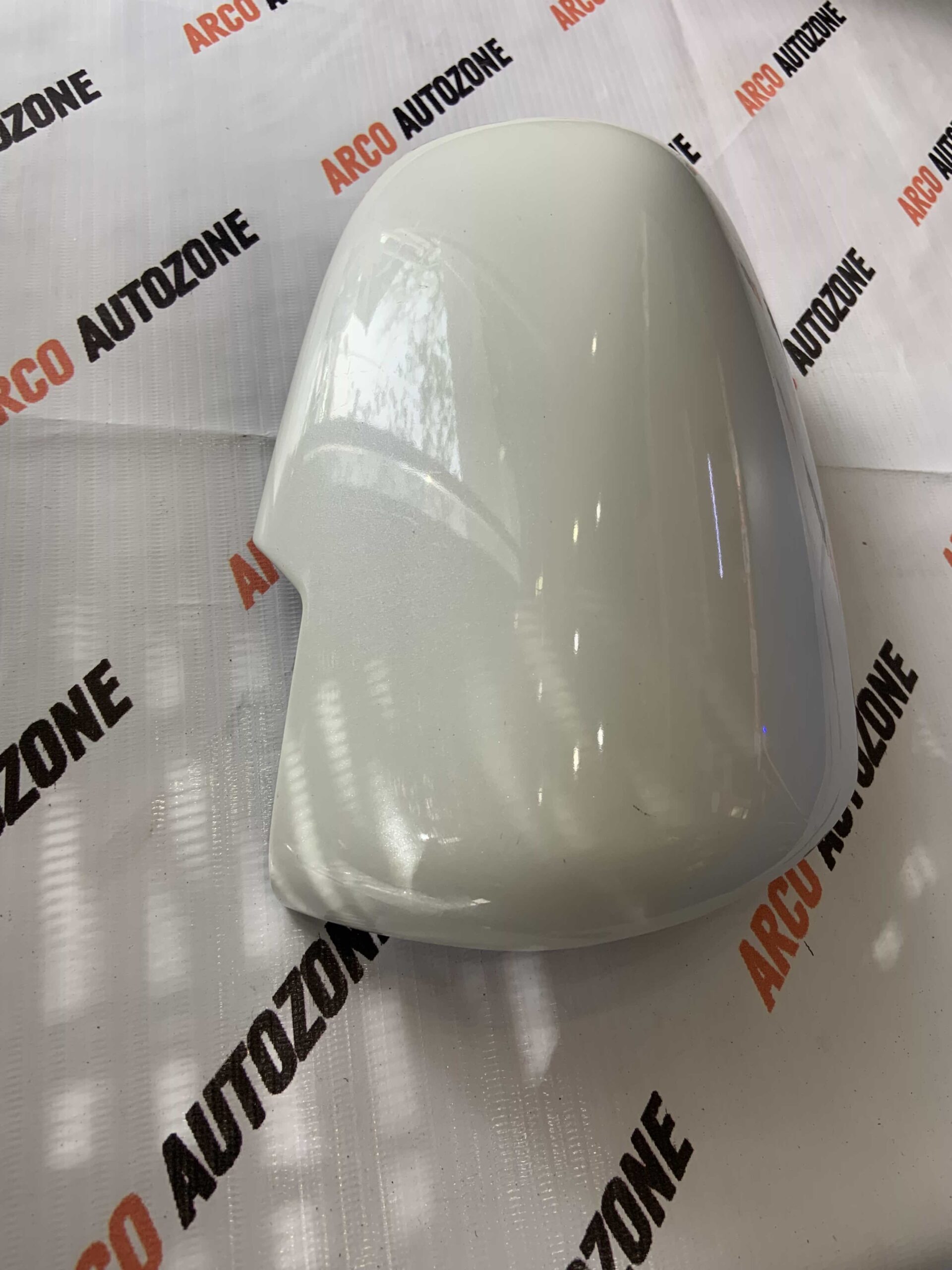 SIDE MIRROR COVER SCROSS RIGHT WITHOUT RIGHT 84718M64M005PK