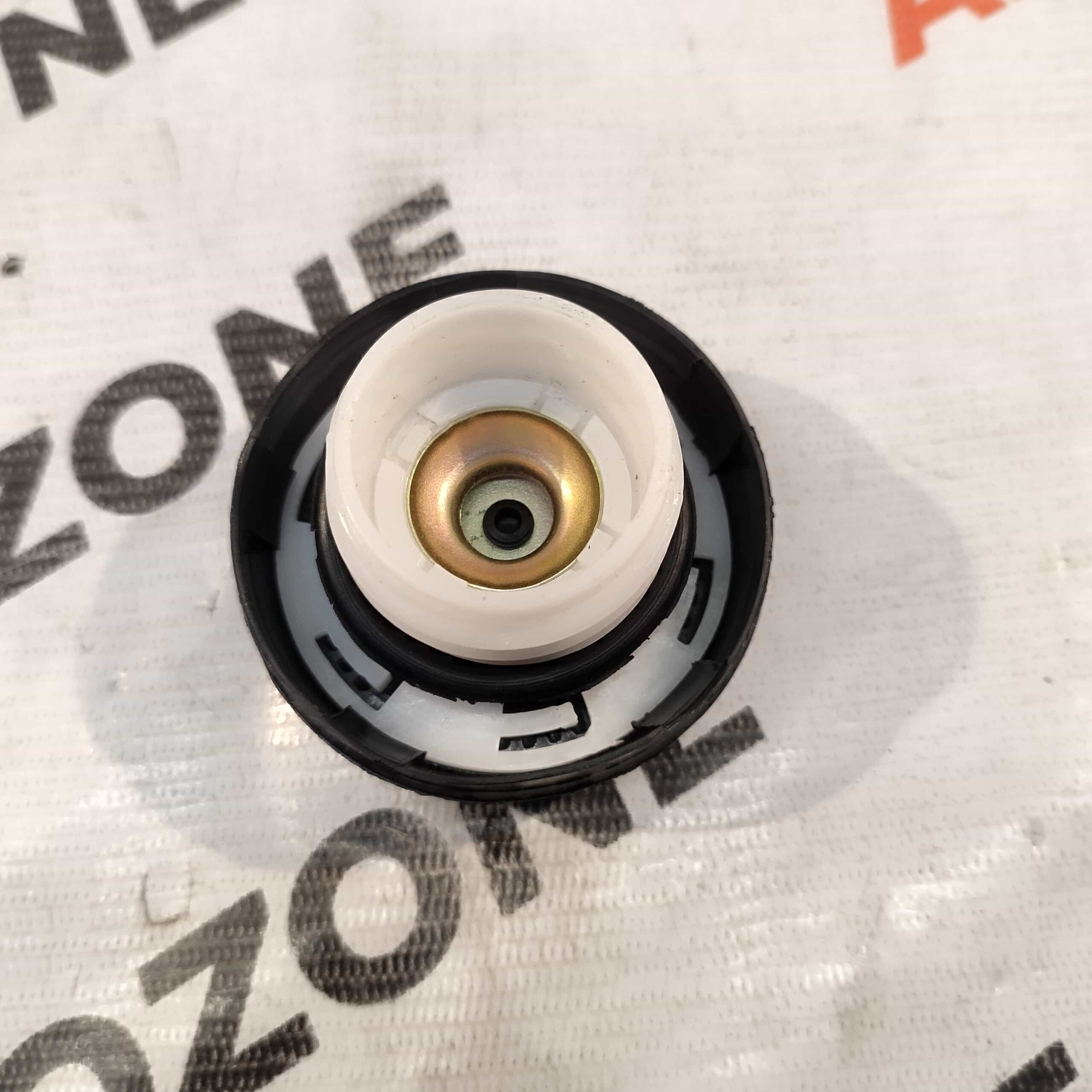 FUEL TANK CAP UNIVERSAL
