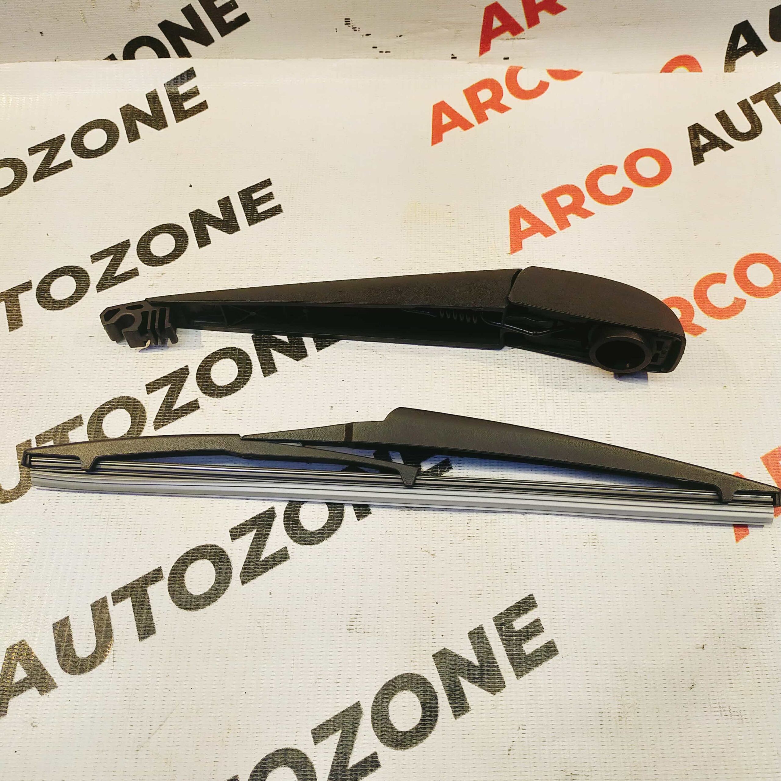 REAR WIPR ARM WI BLAD BALENO BLACKGOLD