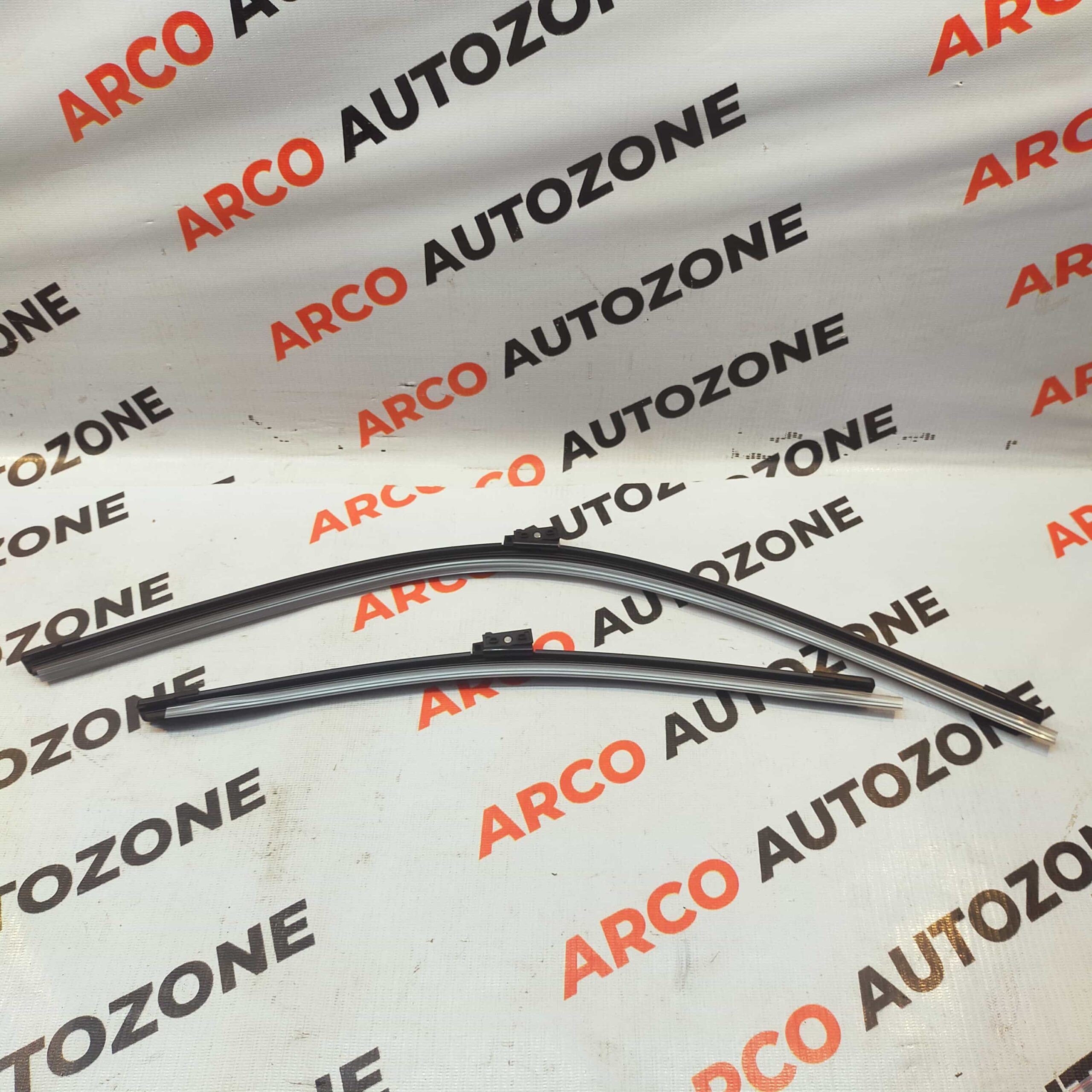 WIPER BLADE MERC NEW BENZ LOCK 24 16 UTDM D42