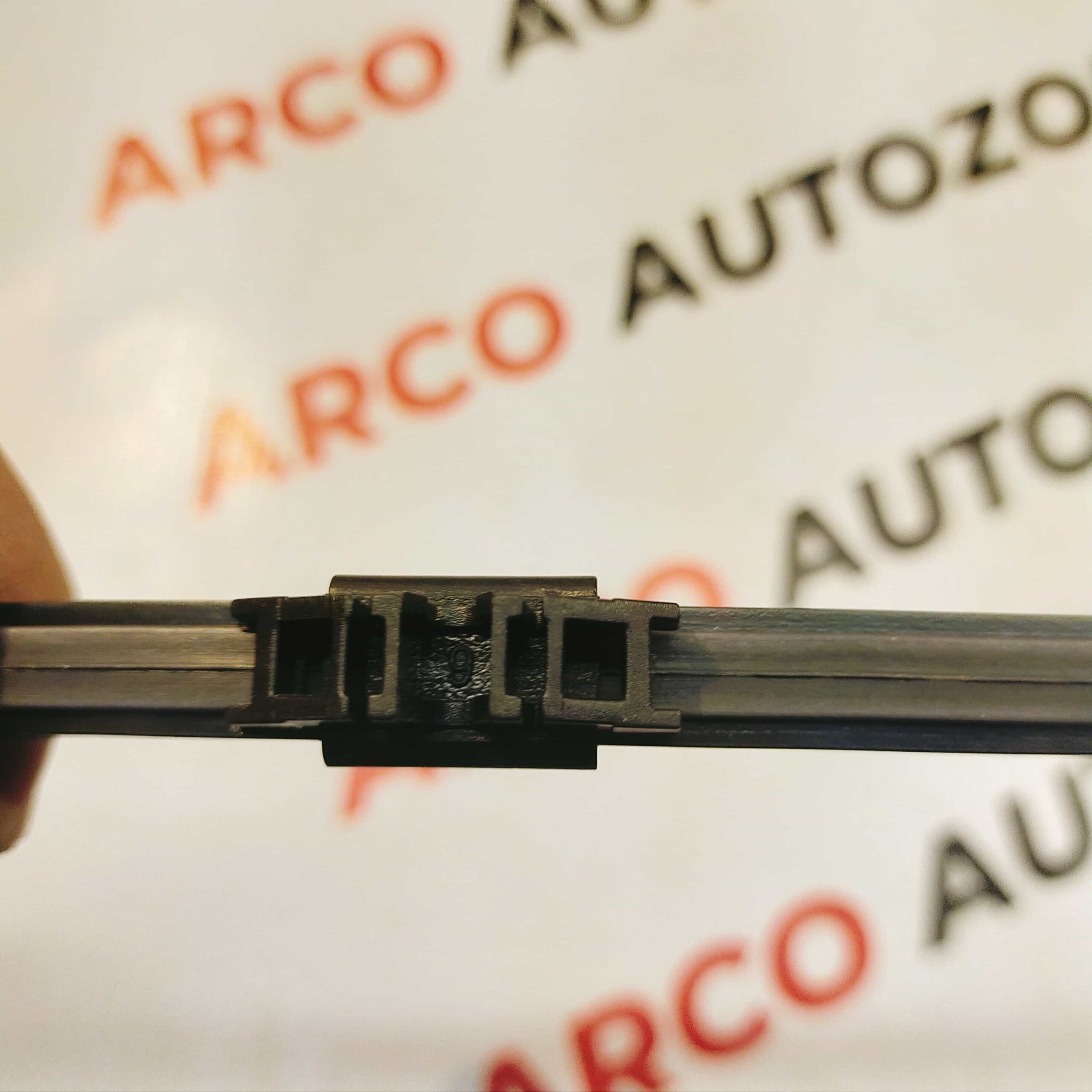 REAR WIPER BLADE