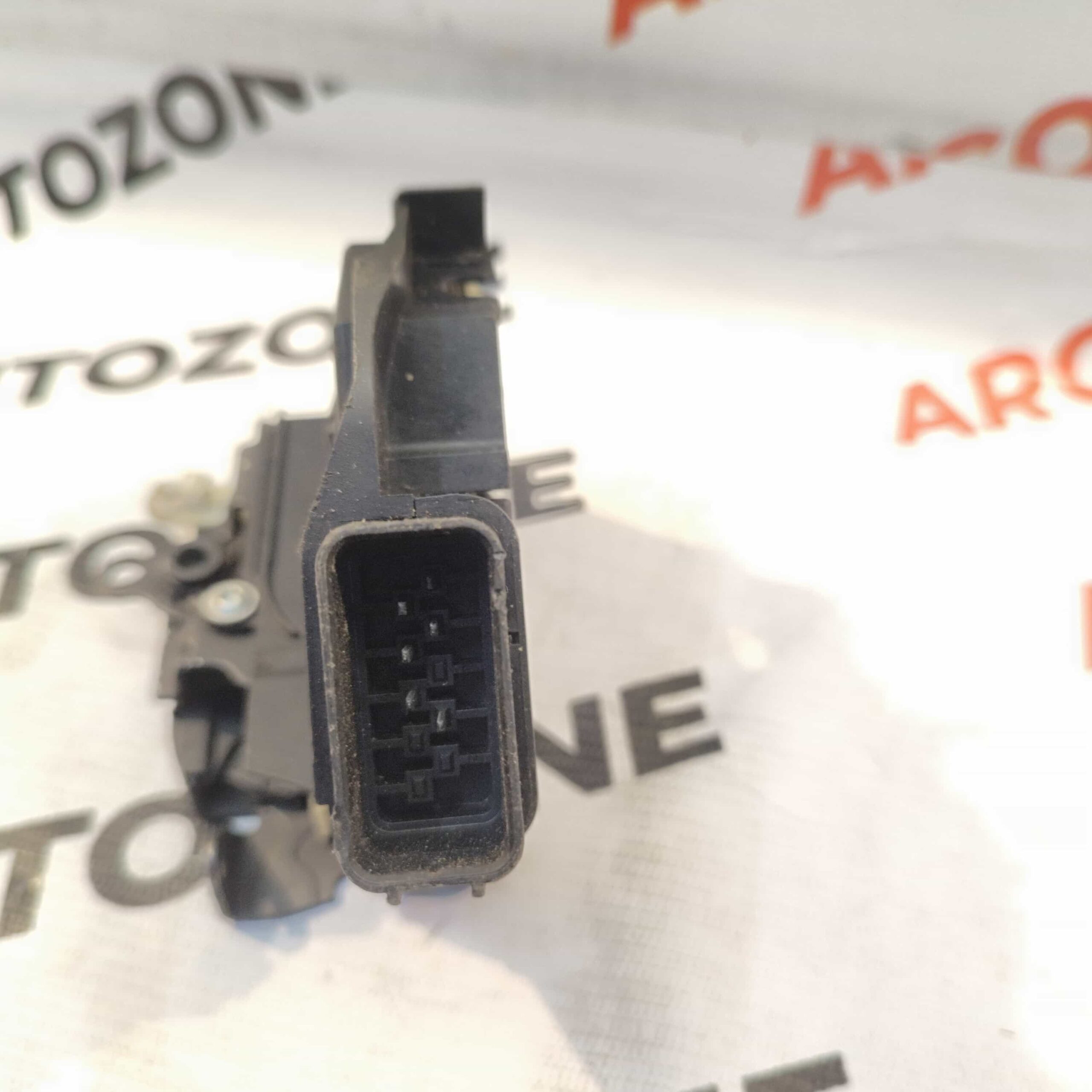 DOOR LATCH FIGO FRONT RIGHT IMP