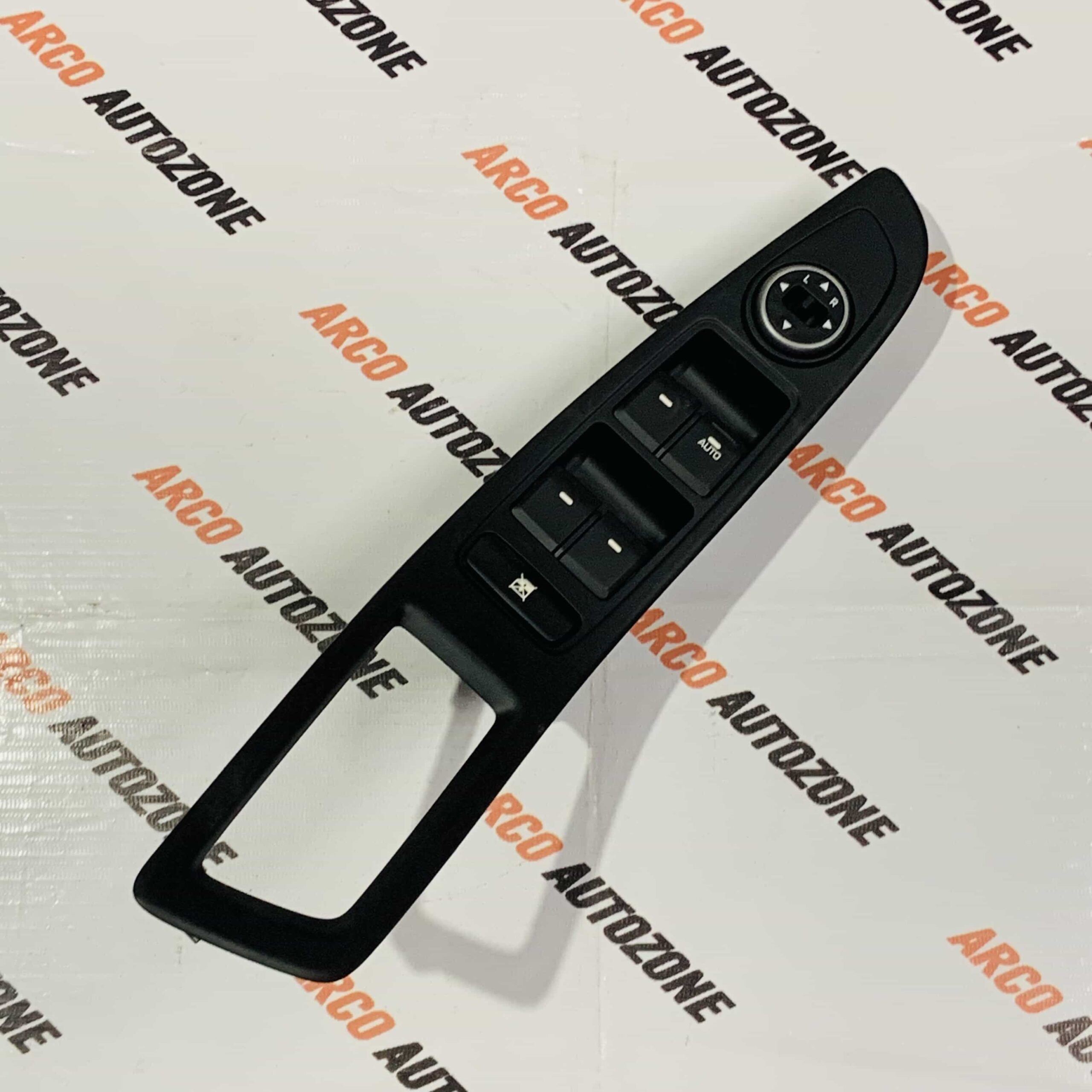 POWER WINDOW SWITCH MAIN ELITE MAIN AUTO HYU 93570C71104X