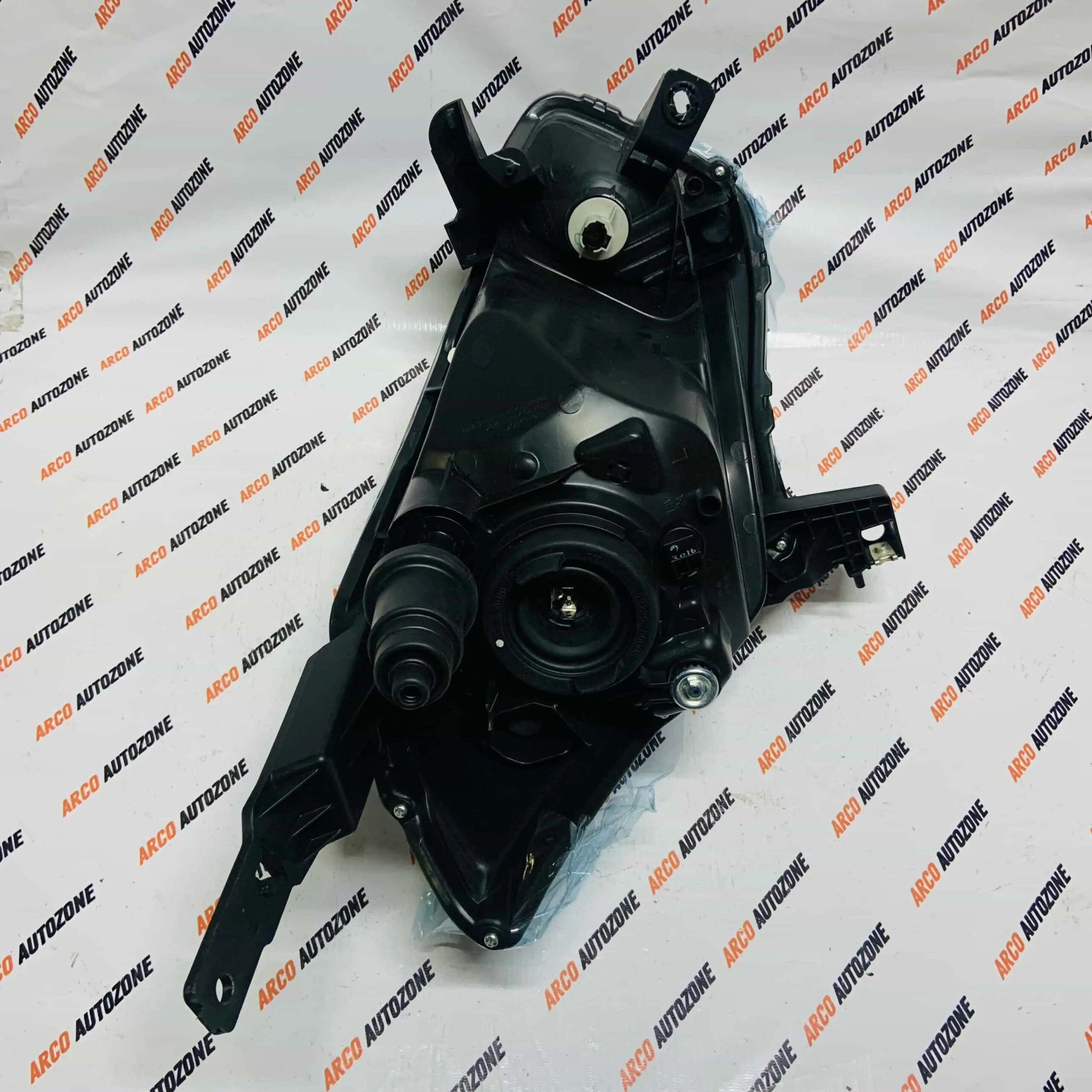 LIGHTING HEAD LIGHT DATSUN GO LEFT NISSAN 260604LA0A