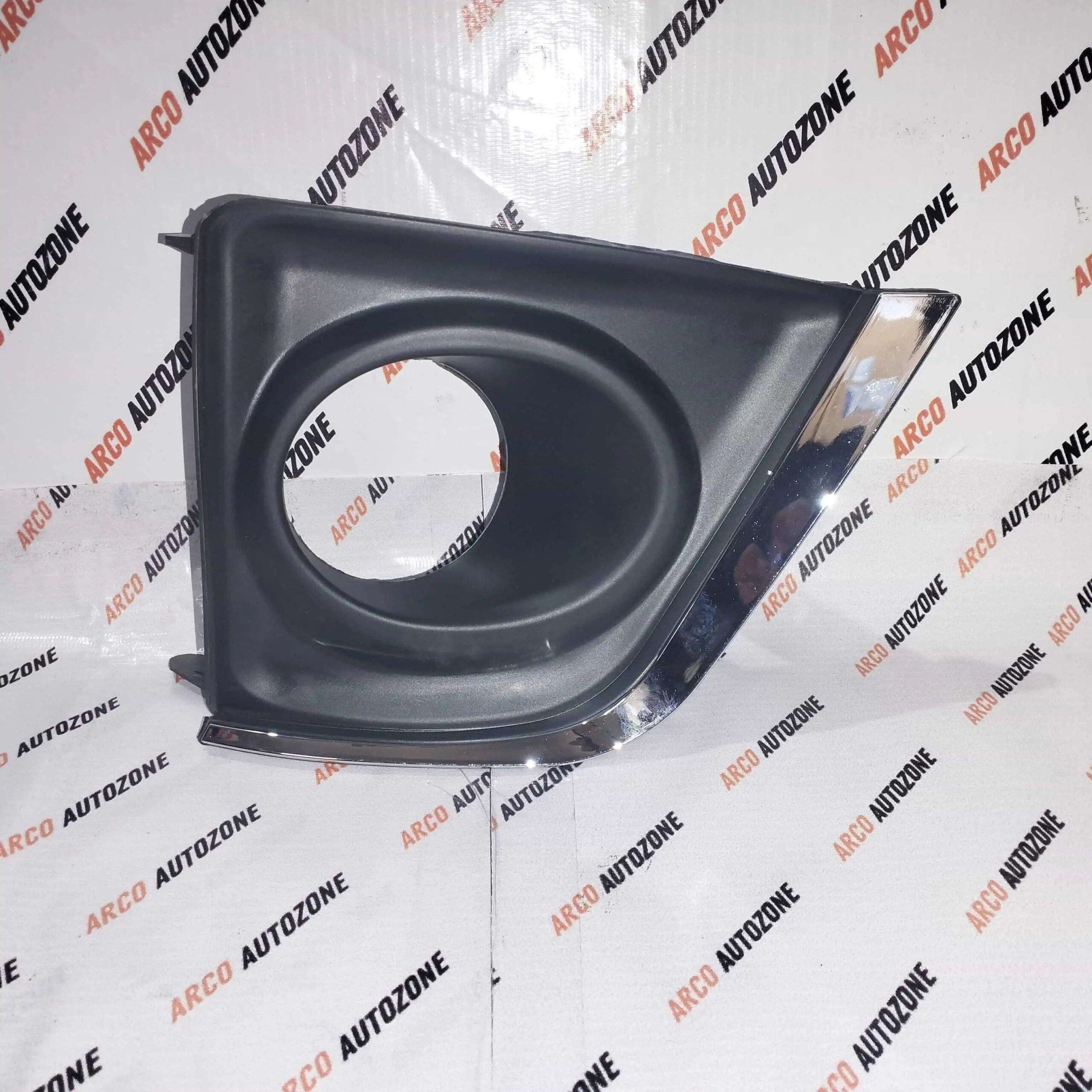 FOG LAMP COVER ALTIS T3 RIGHT HOLE CHROME