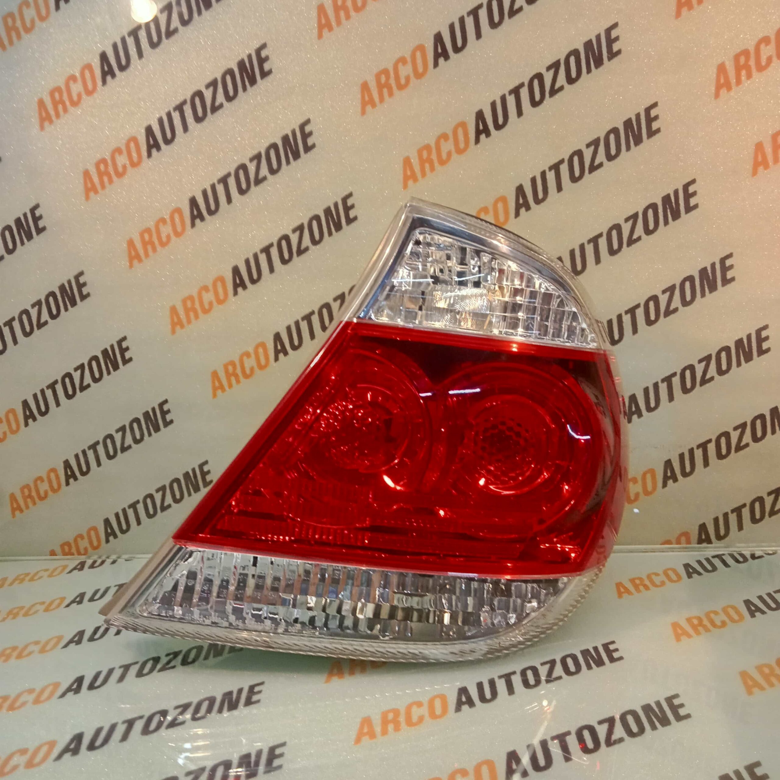 LIGHTING TAIL LIGHT CAMRY T1 RIGHT