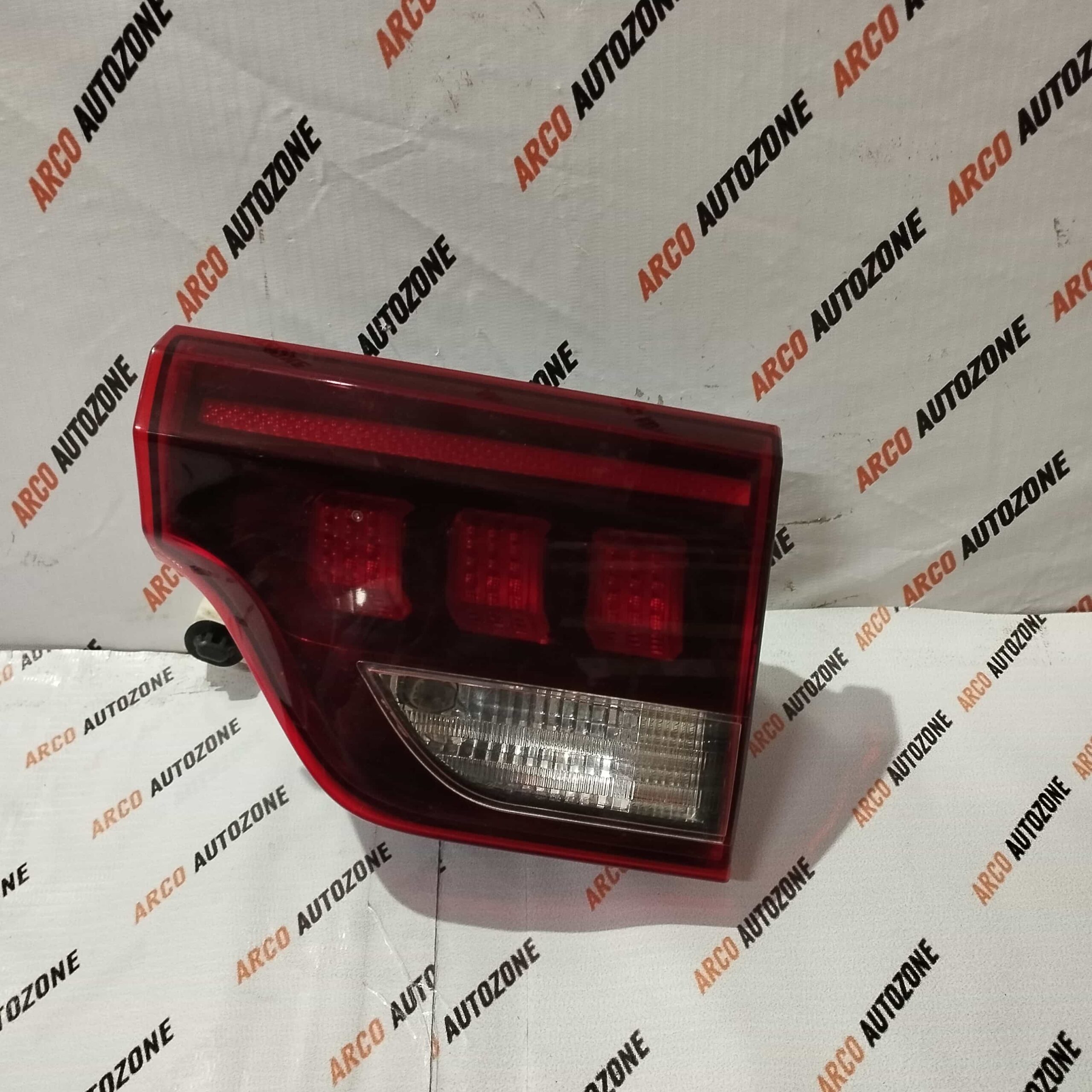 DICKY LIGHT SONET RIGHT LED LOT ARIHANT