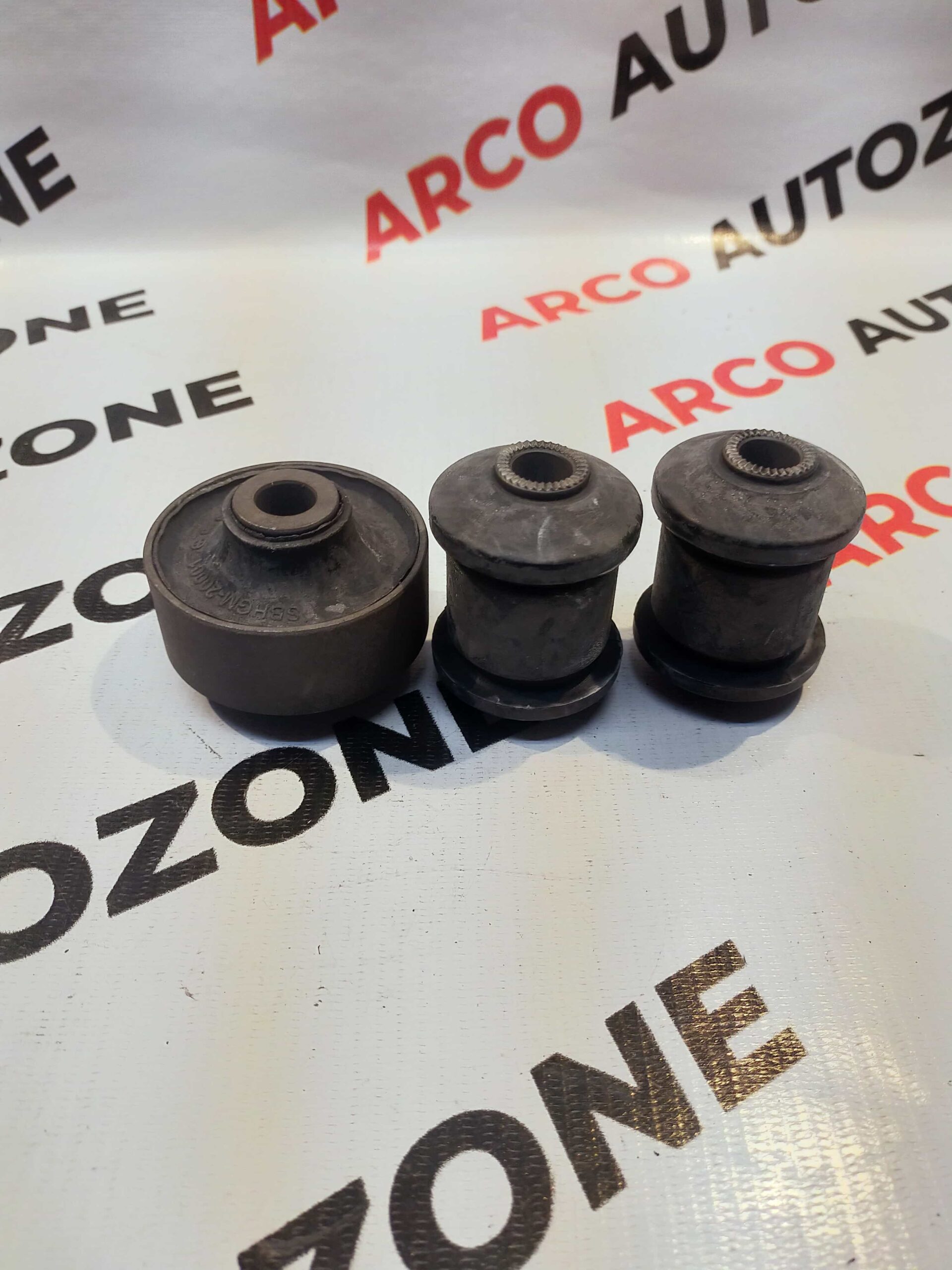 FRONT BUSH KIT OPTRA PETROL ASHIMORI 3PC