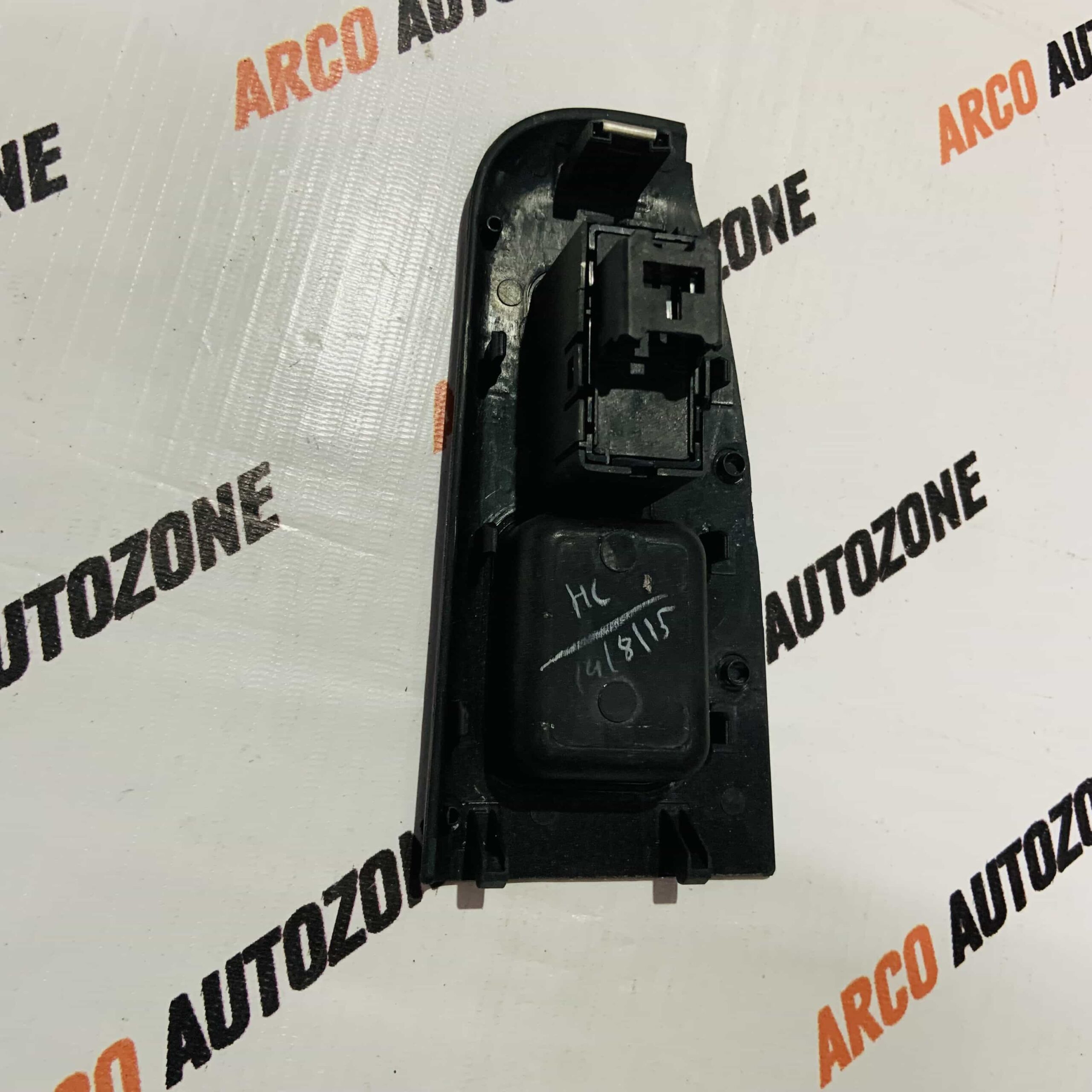 POWER WINDOW SWITCH SINGLE VISTA FRONT LEFT GREY MINDA S22109