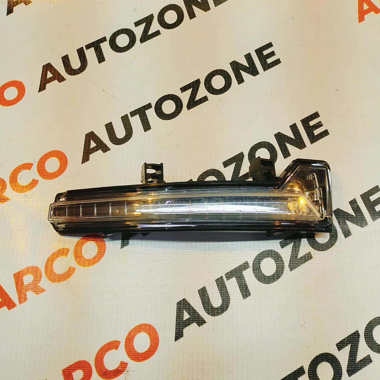 SIDE MIRROR INDICATOR HARRIER NEXON PUNCH NEW CURV LEFT TATA 544681100144