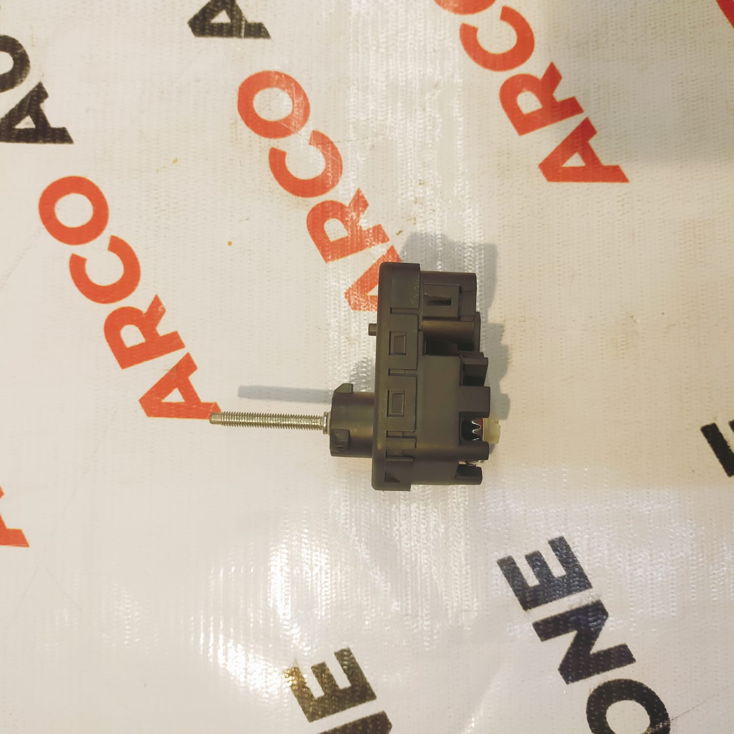 LIGHTING HEAD LIGHT MOTOR INNOVA TOYOTA LOT