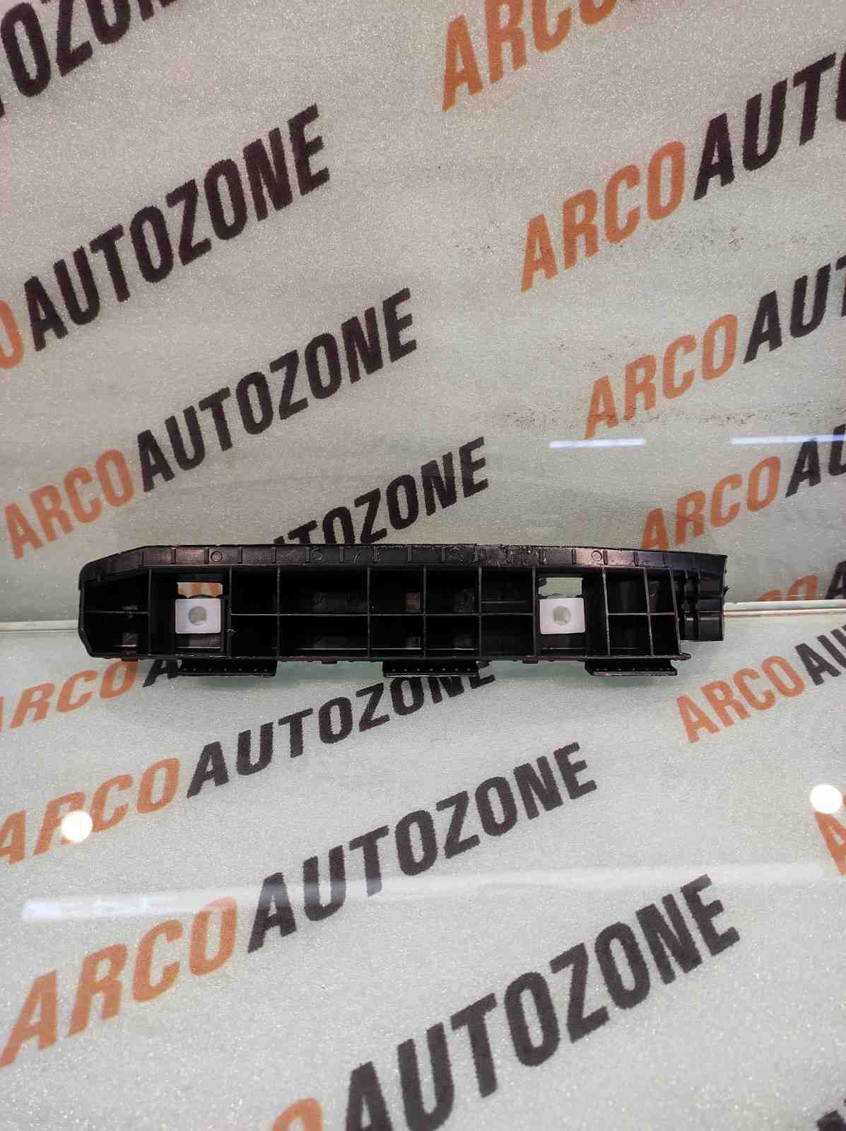 REAR BUMPER BRACKET I20 T1 T2 RIGHT HYU 866141J500