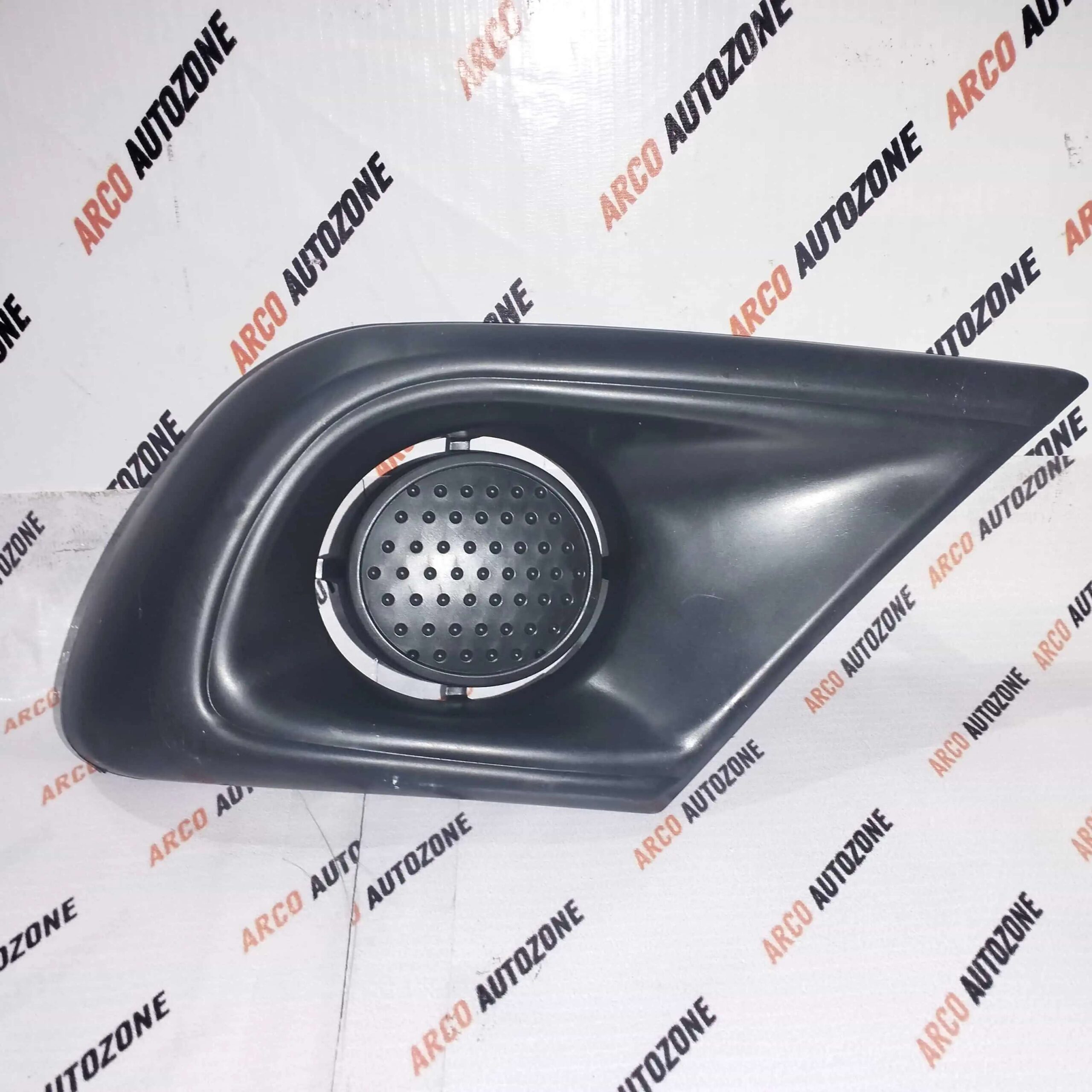 FOG LAMP COVER INNOVA T4 LEFT HOLE PACK BLK TYDIN4FLCL
