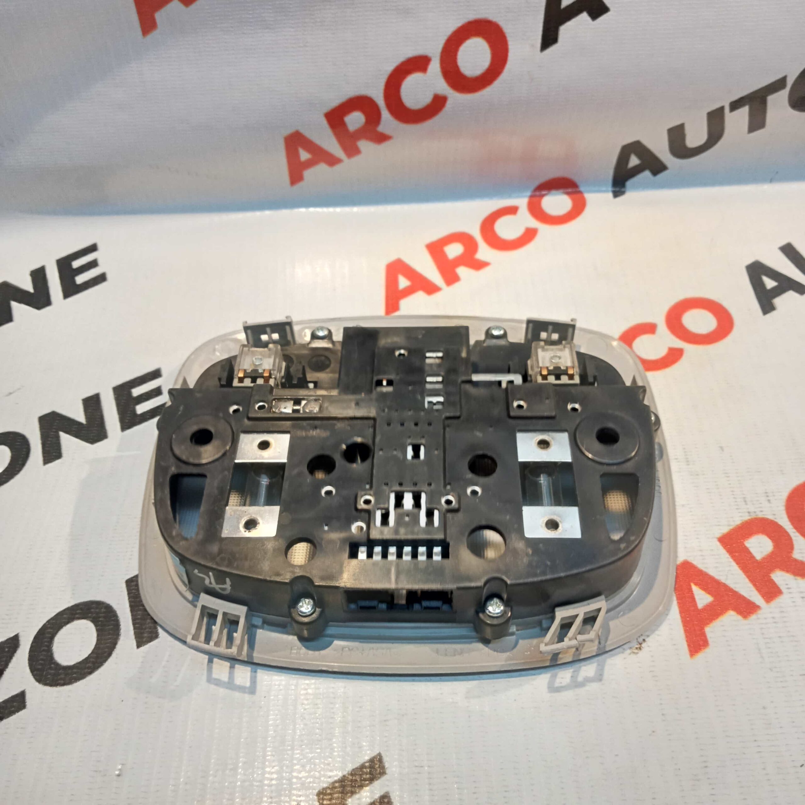 LIGHTING LAMP ASSY ROOF LIGHT I10 DOUBLE FRONT GREY 928000X000