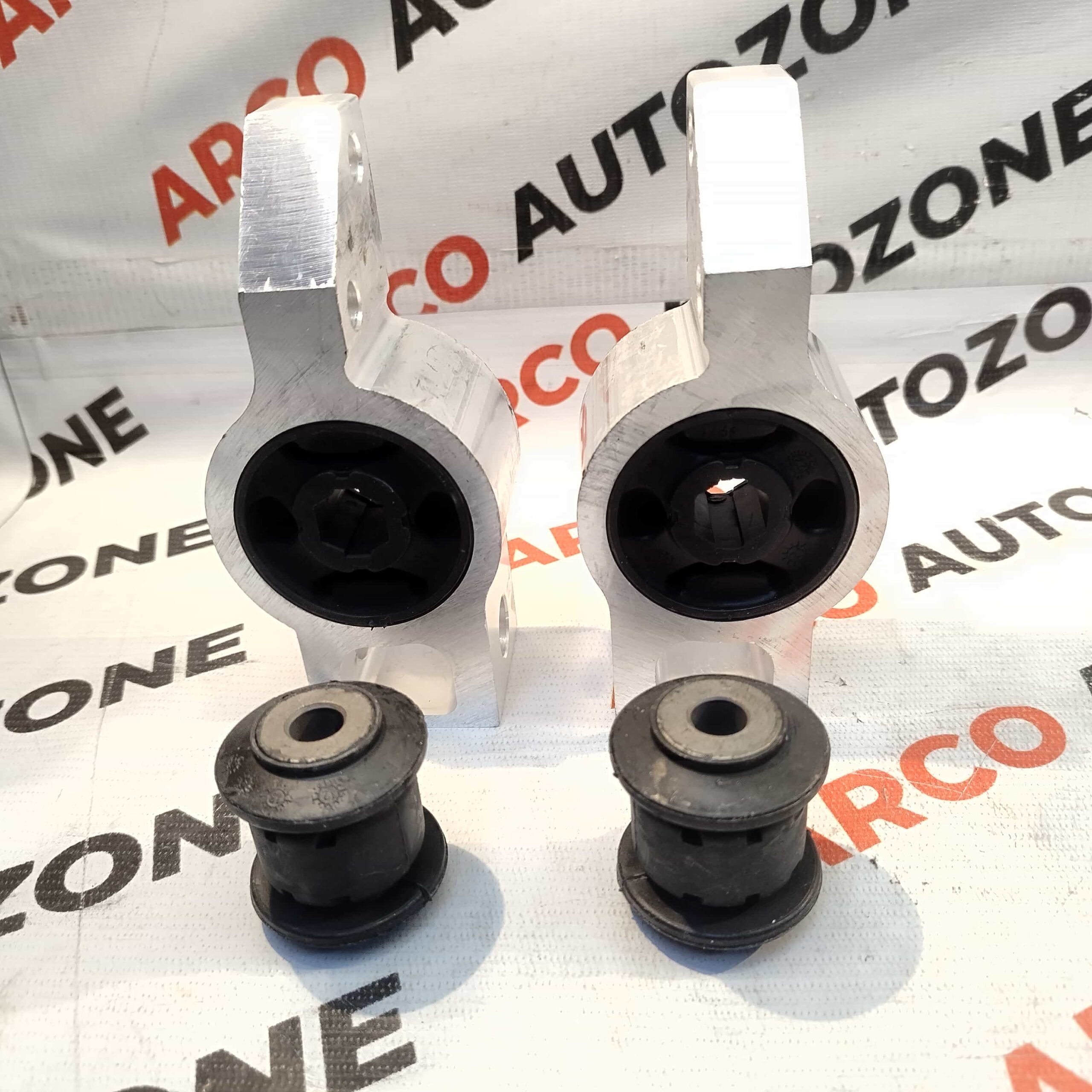 FRONT BUSH KIT LAURA JETTA T1 VIKA K41483801