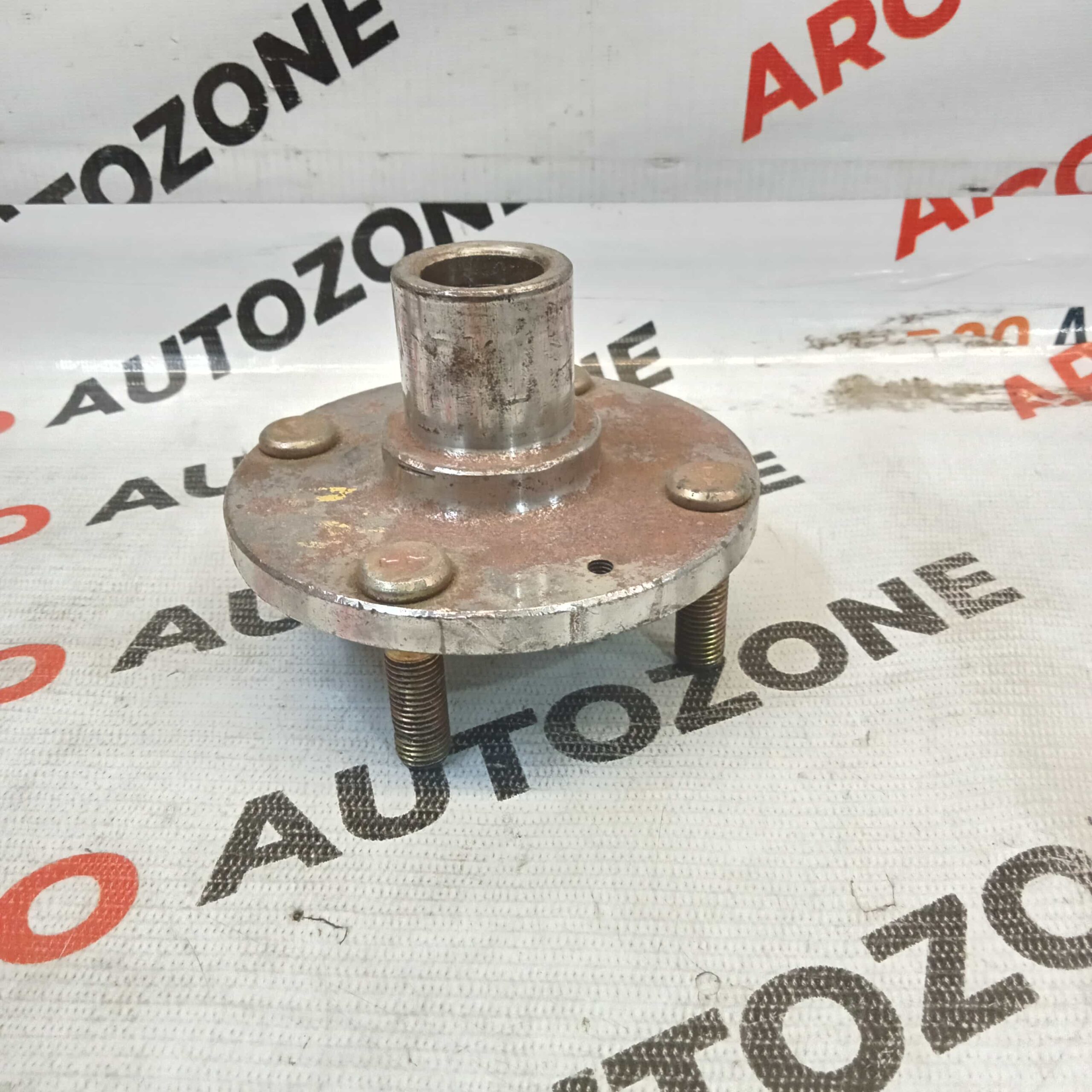 FRONT WHEEL HUB SANTRO ACCENT