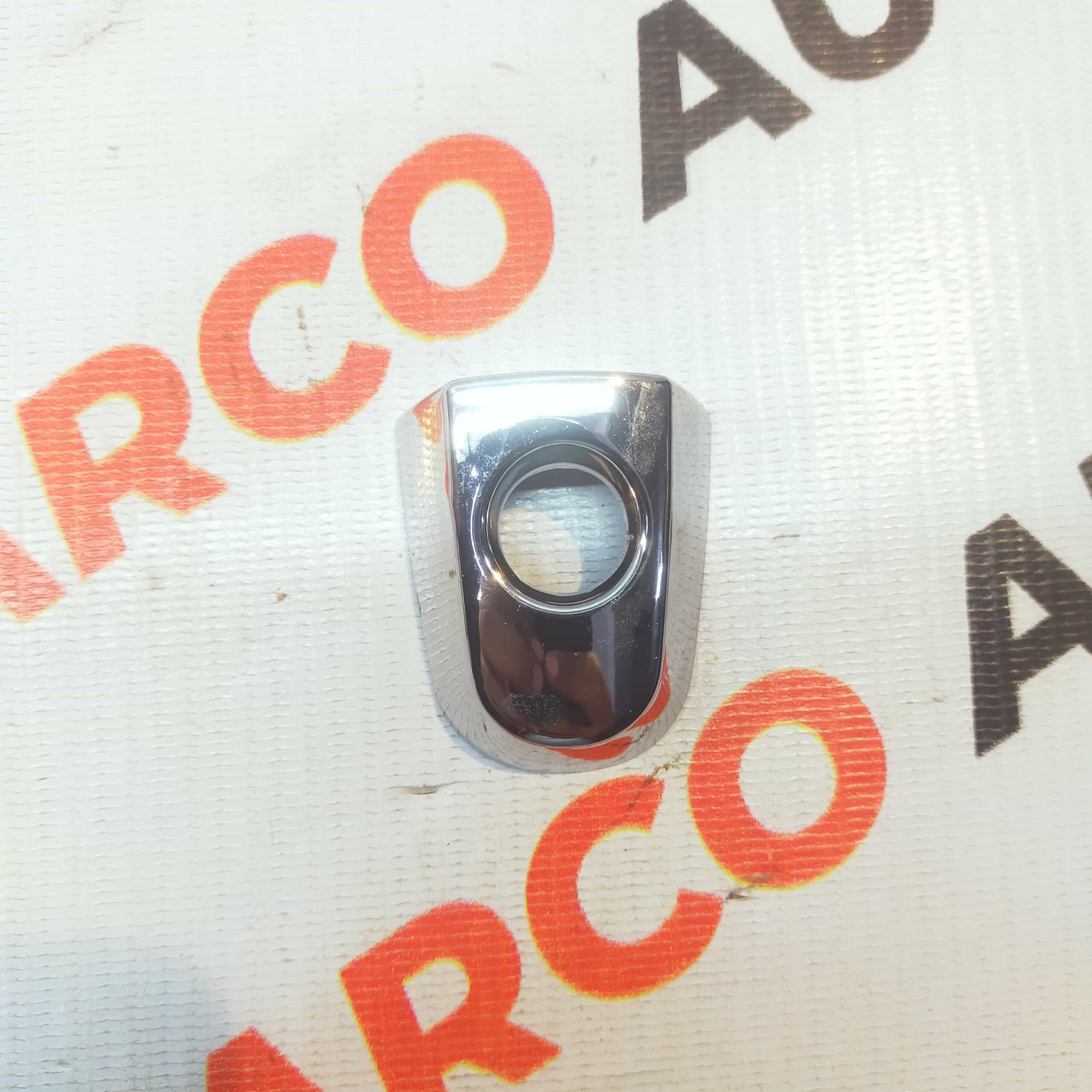 OUTER HANDLE CAP INNOVA FRONT RIGHT CHROME IMP 6921706020