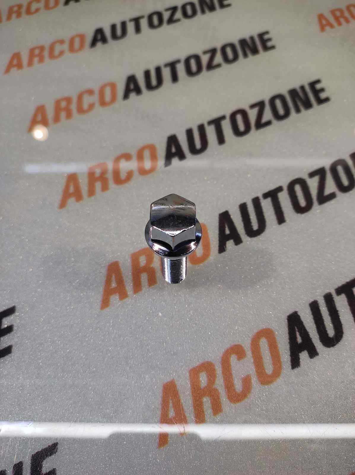 WHEEL STUD LINEA PUNTO IMP