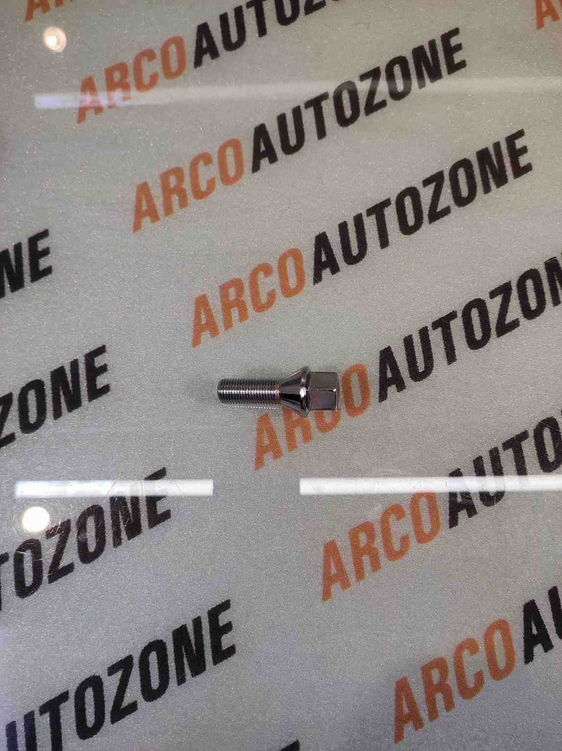 WHEEL STUD JEEP COMPASS IMP