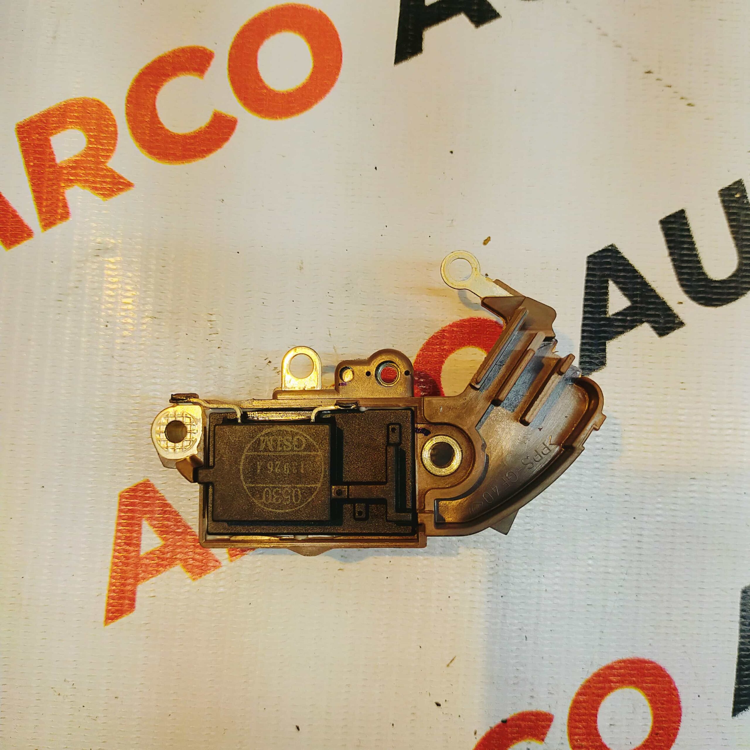 REGULATOR ASSY INNOVA DENSO SR1266000530