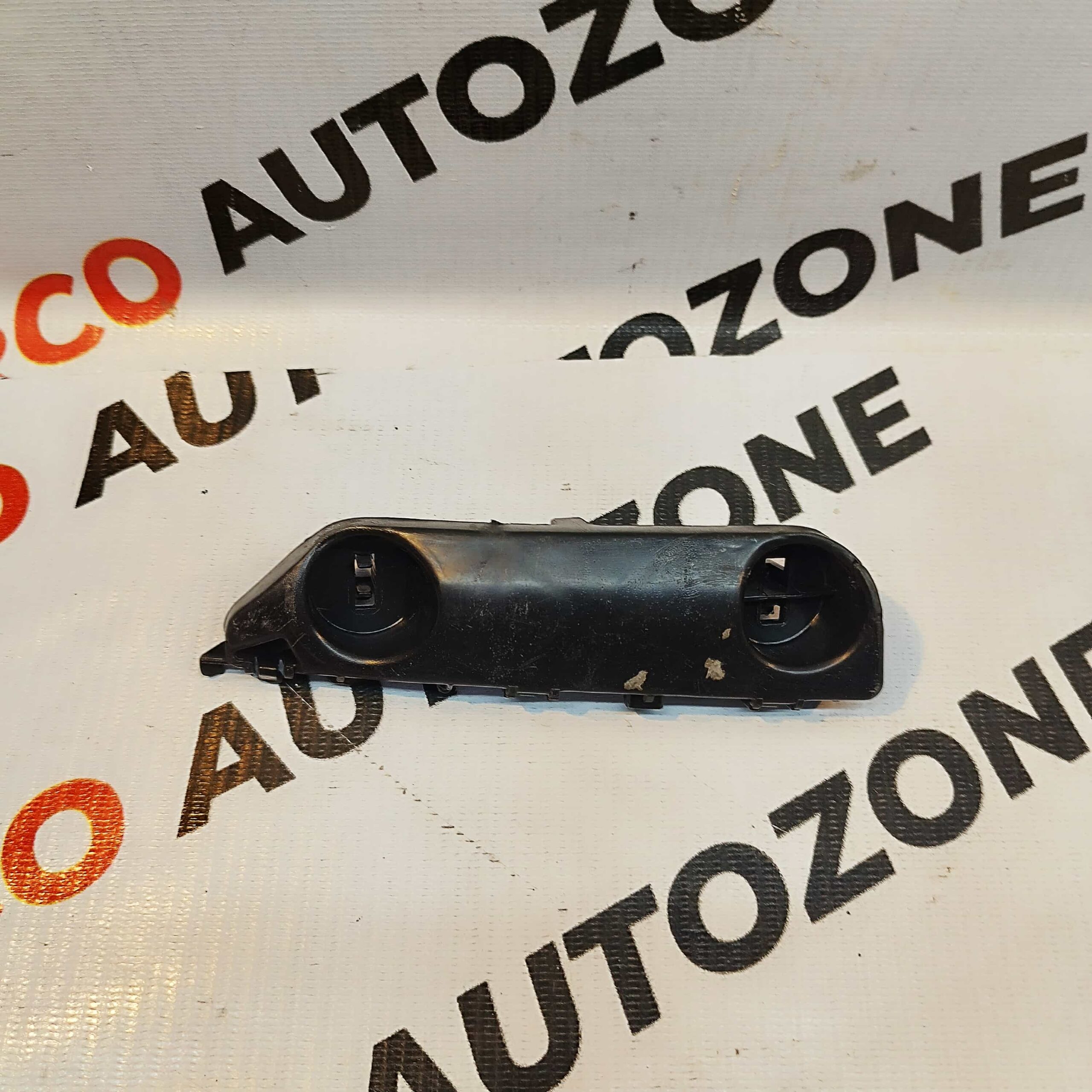REAR BUMPER BRACKET DUSTER T1 RIGHT