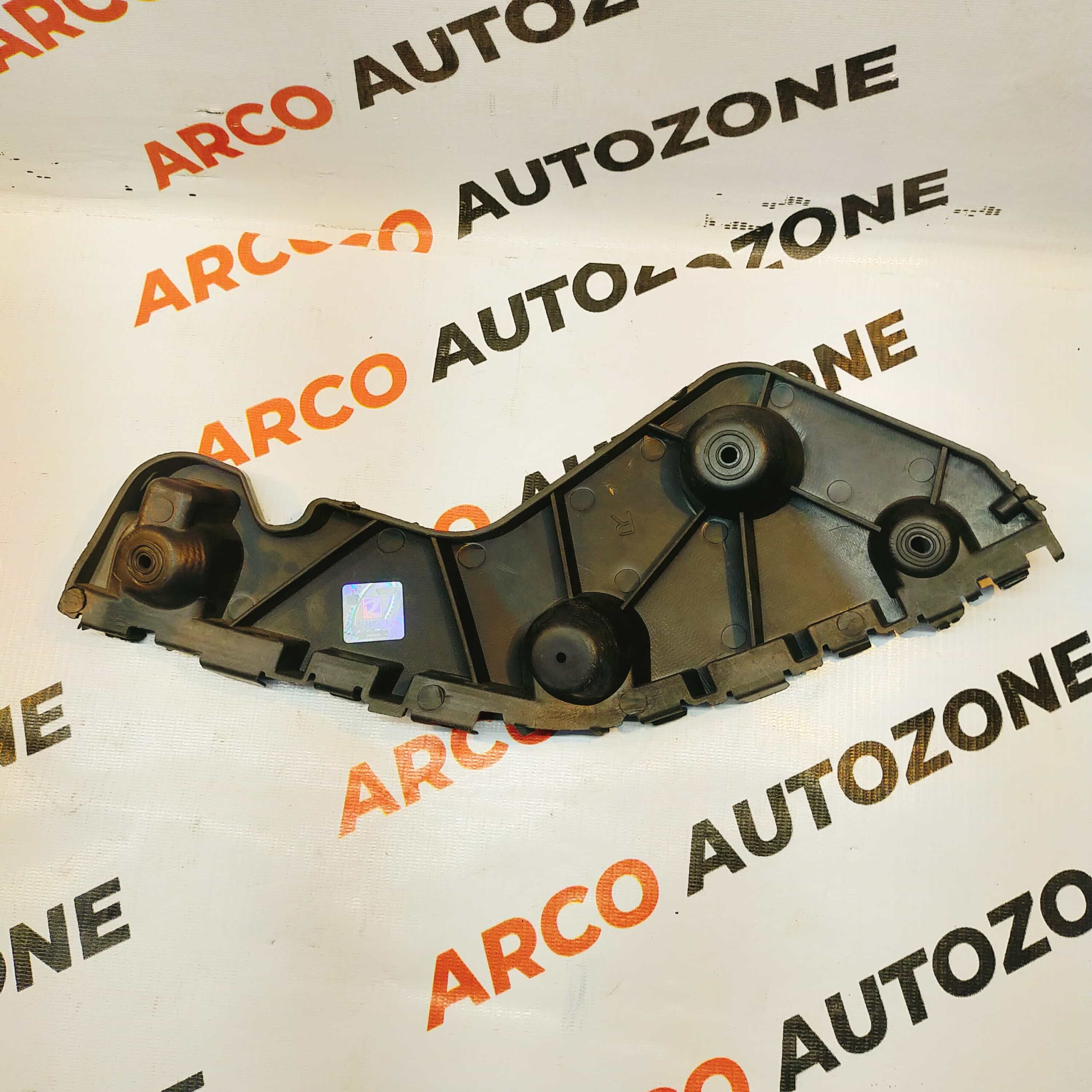 REAR BUMPER BRACKET DUSTER T1 RIGHT