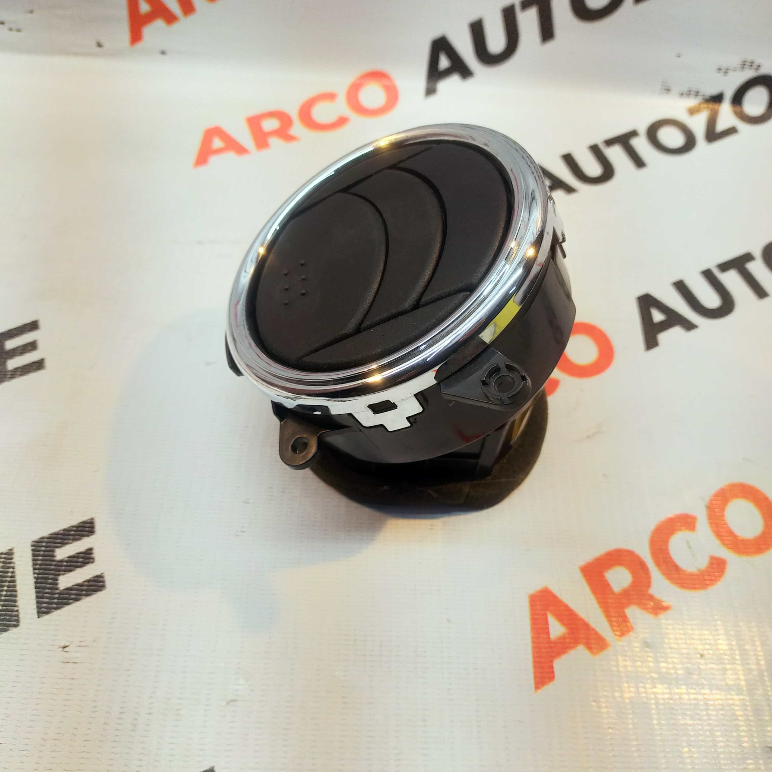 AC VENT I10 RIGHT CHROME 974800X000