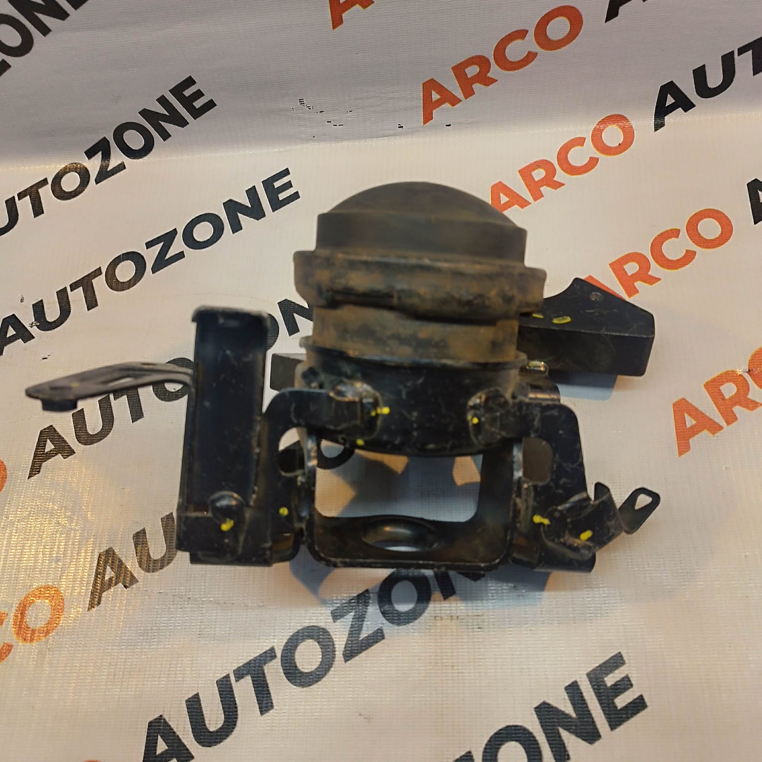 ENGINE MOUNTING BREZZA SCROSS RIGHT HYUDRAULIC OE