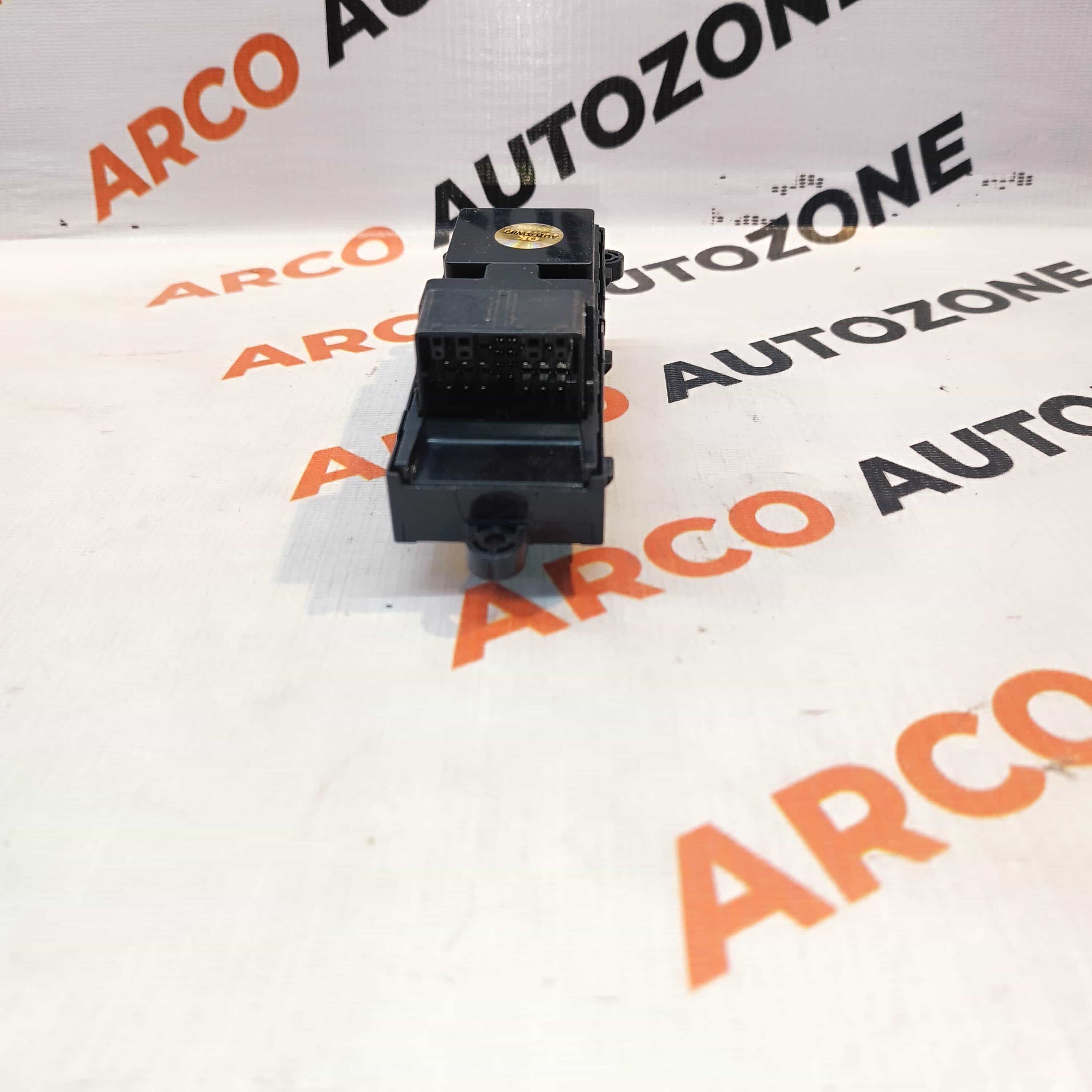 POWER WINDOW SWITCH MAIN BALENO 2 DOOR