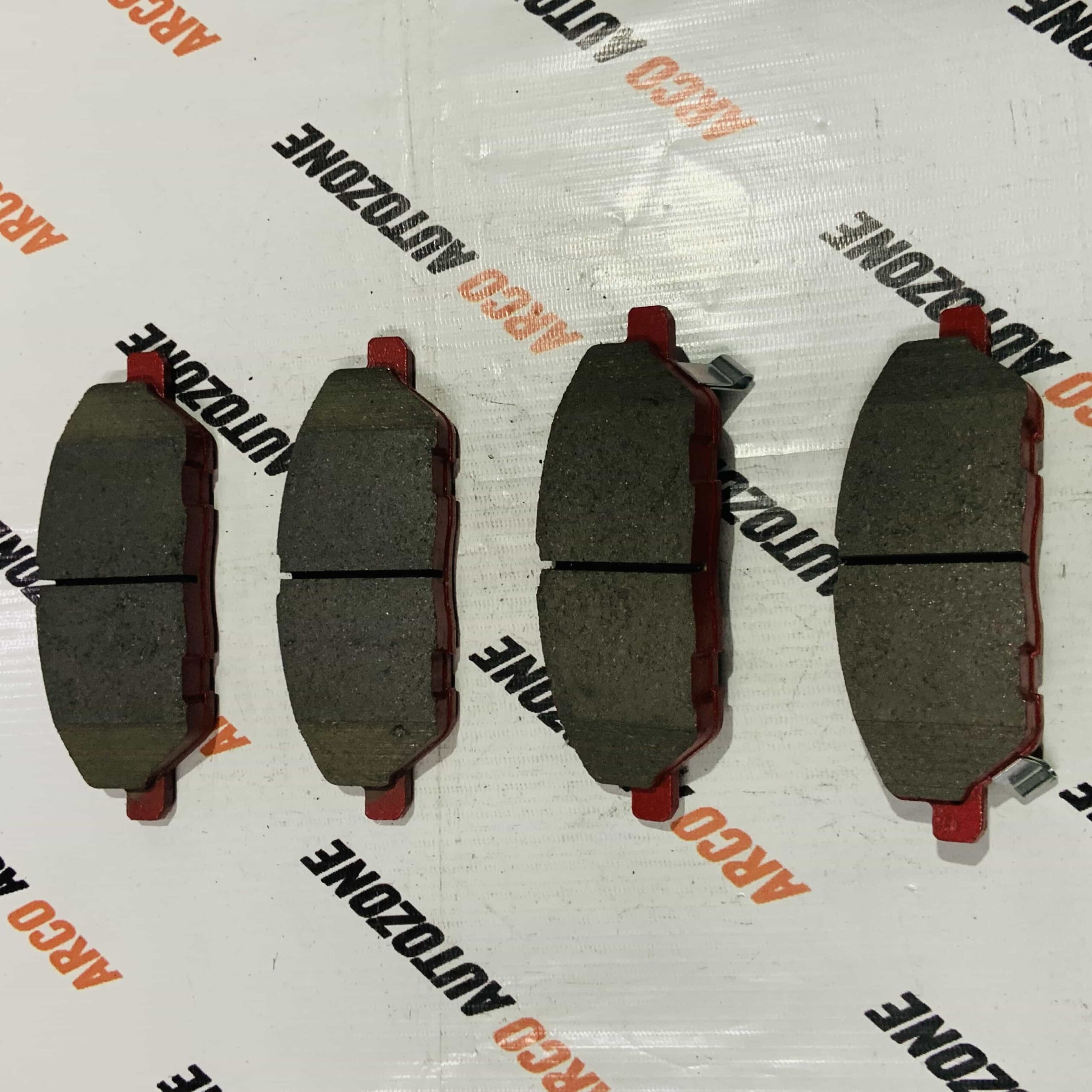 FRONT BRAKE PAD BOLERO XYLO TUV300 XUV300 TVS 29932961