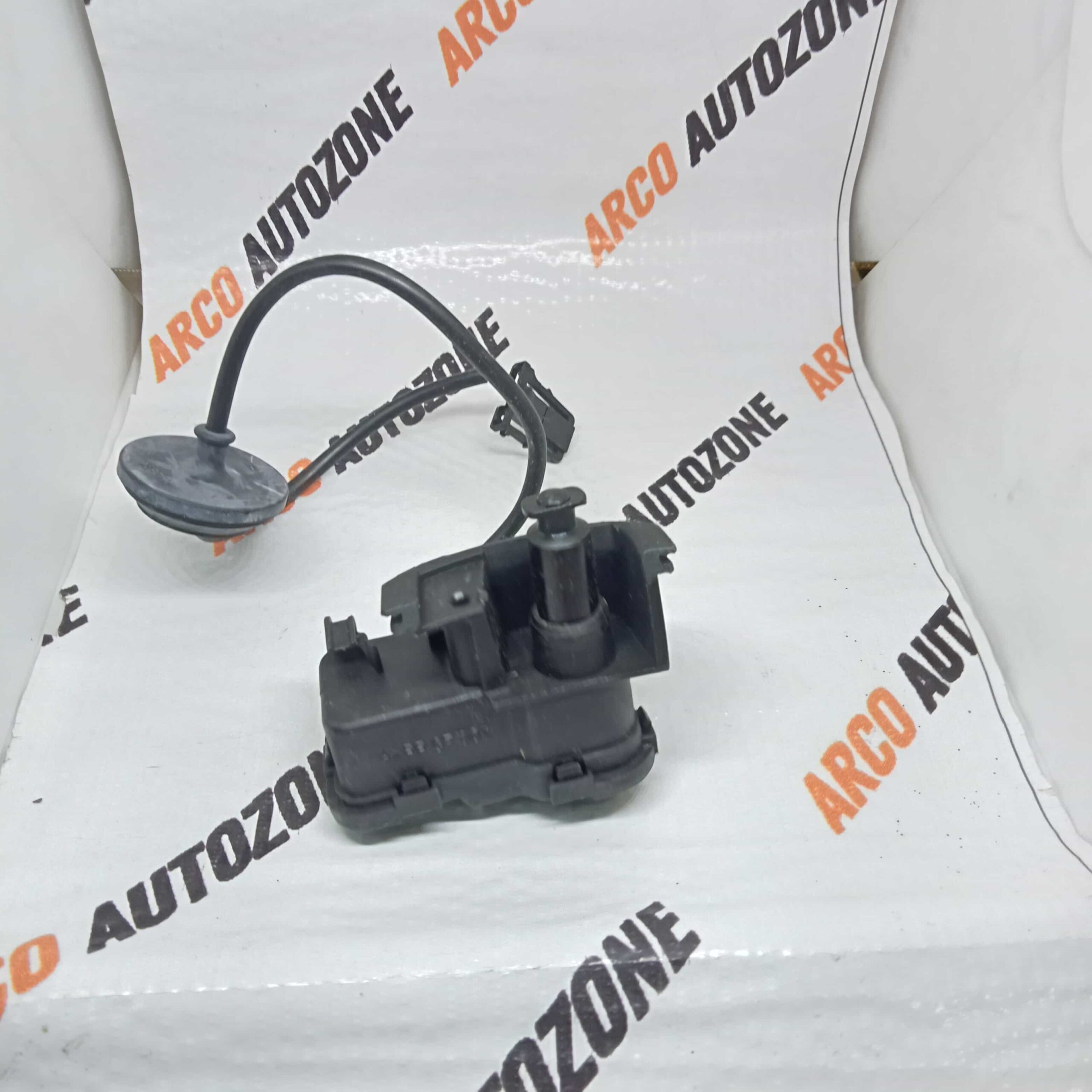 FUEL FLAP MOTOR POLO ALL MODEL IMP 6C0810773
