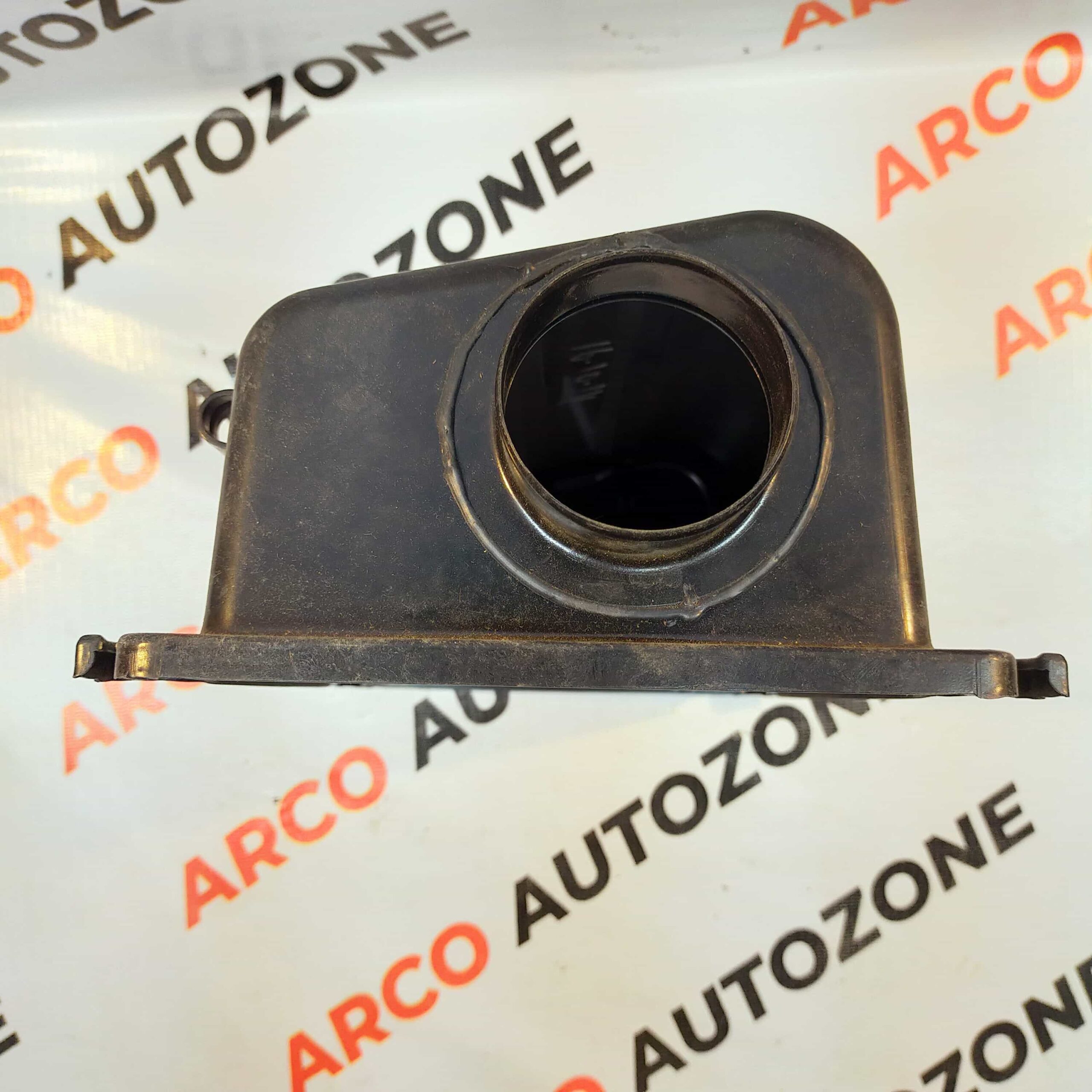 AIR FILTER BODY LOWER SANTRO XING 2007 TO 14 HYU 2811105900