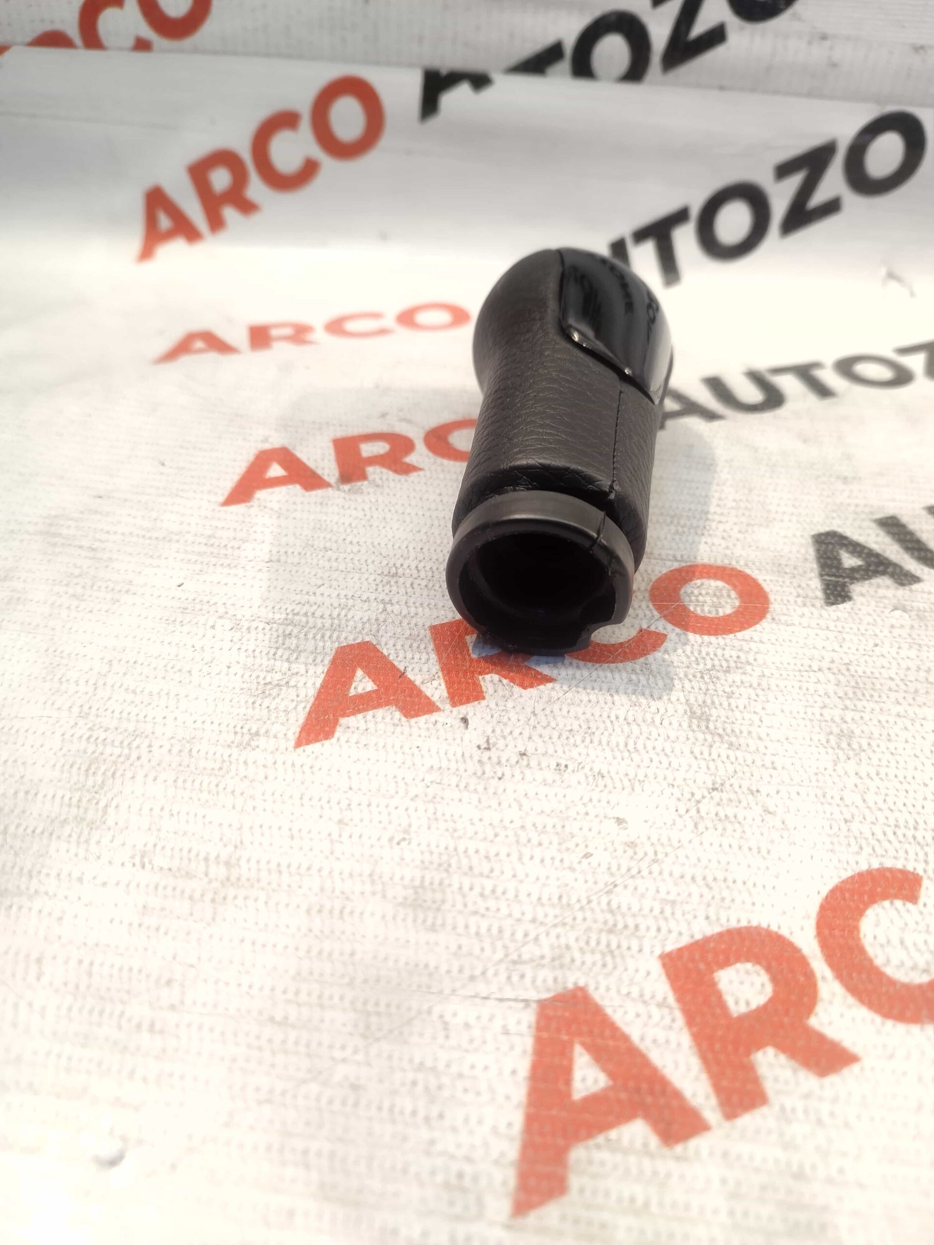 GEAR KNOB FIESTA FIGO G43