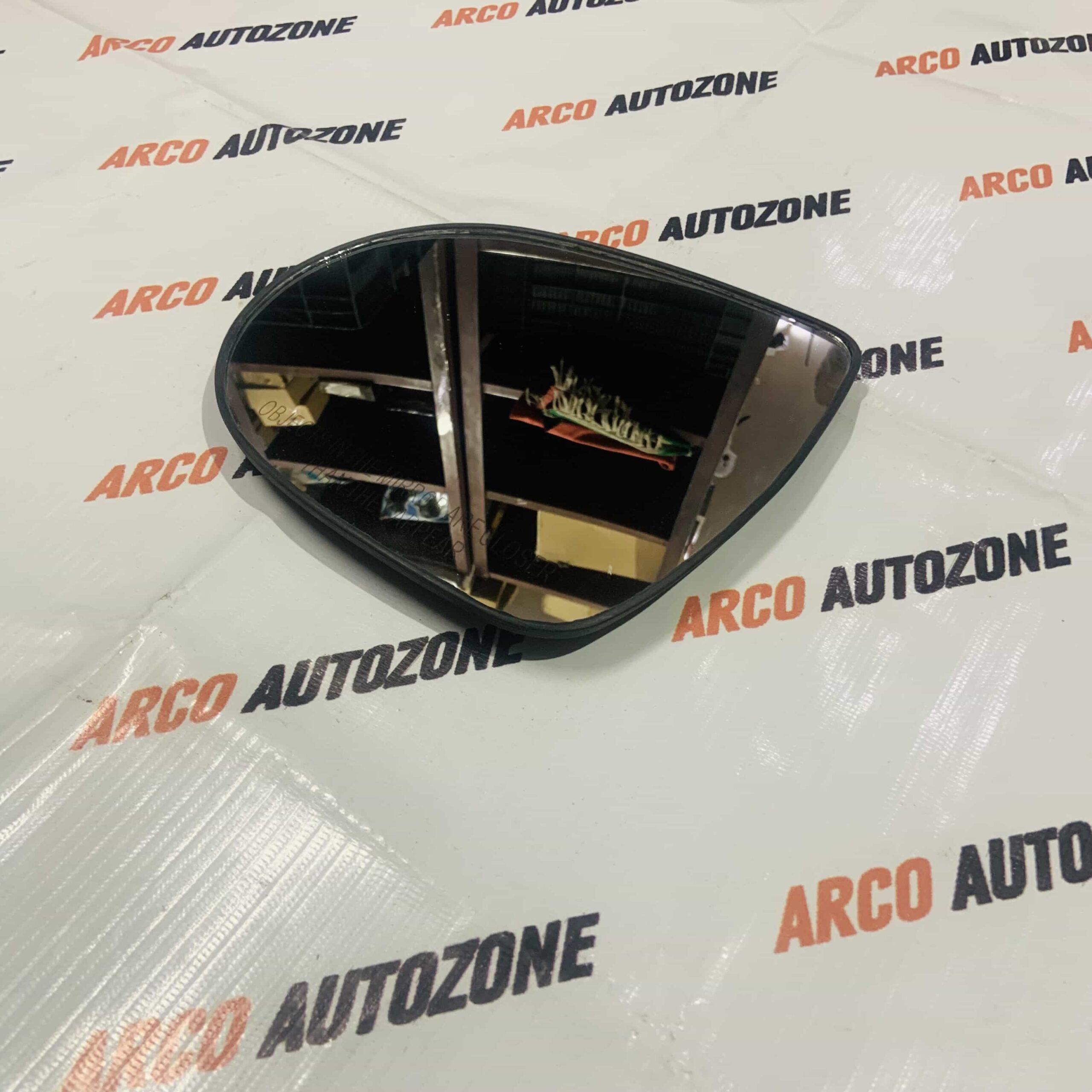 SUB MIRROR XUV500 LEFT FOX MA009LH