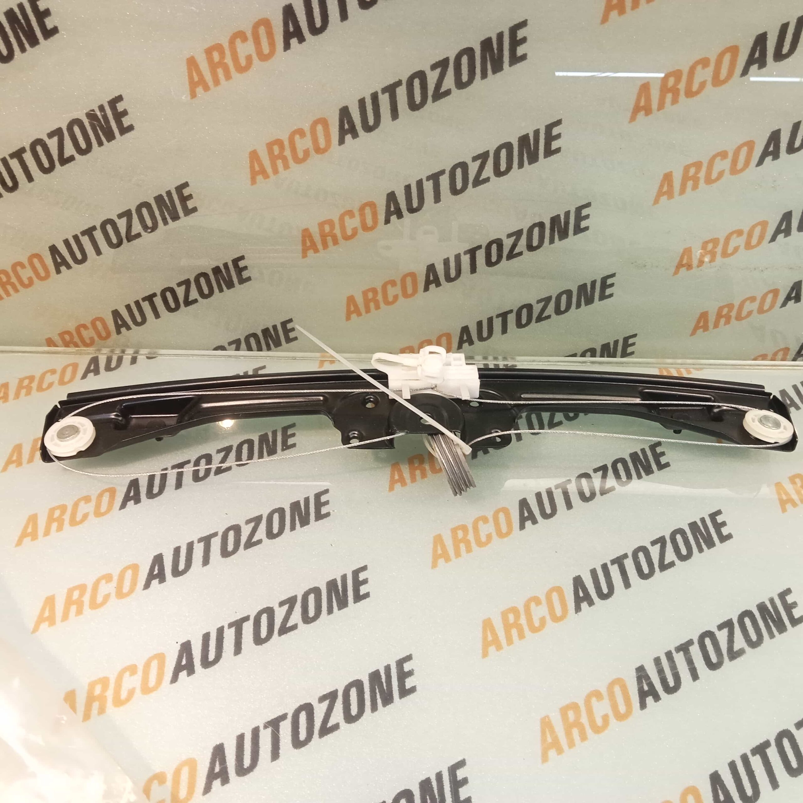 GLASS MACHINE PUNTO LINEA FRONT RIGHT GAPC OR SAM