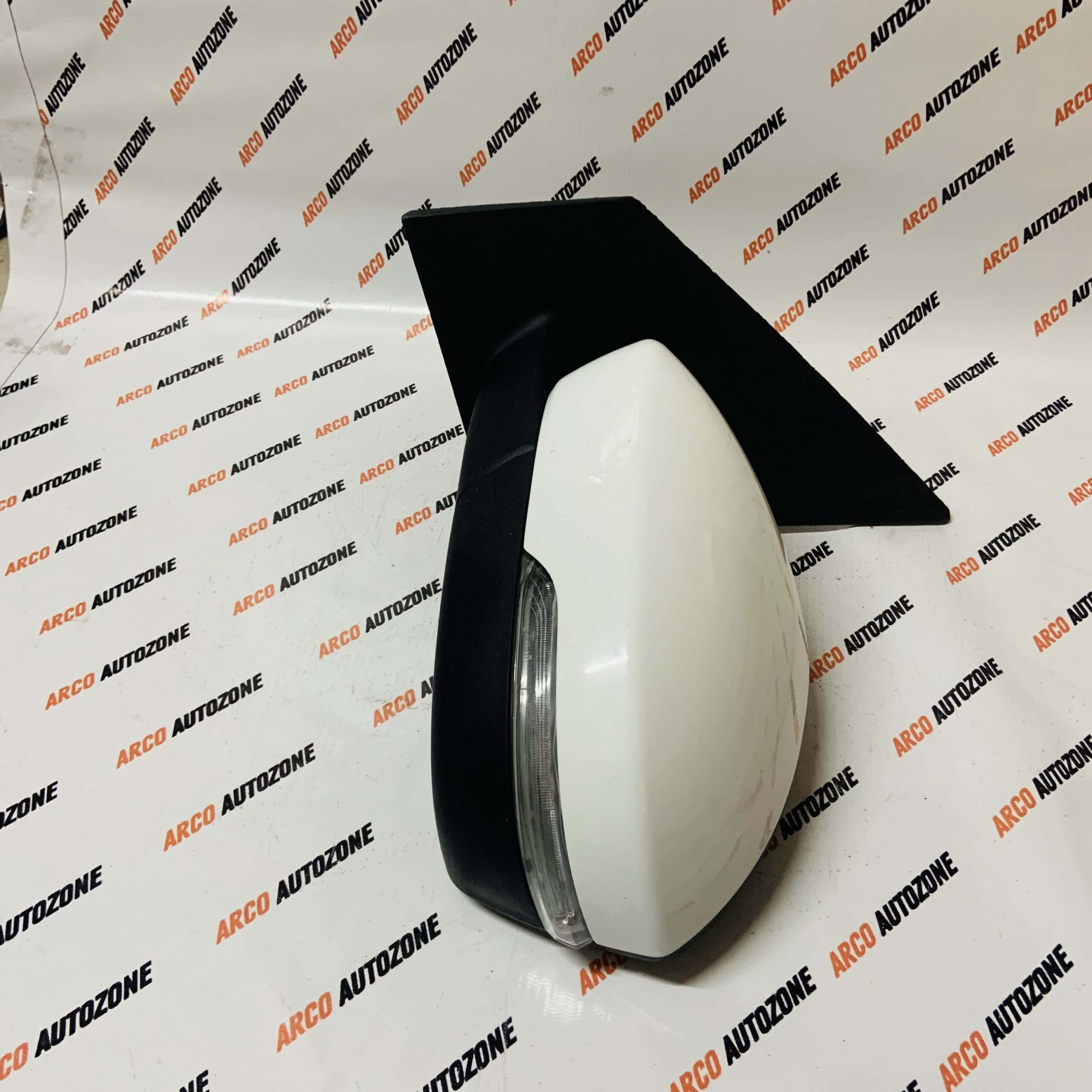 SIDE MIRROR TIAGO 5 WIRE LEFT LOT