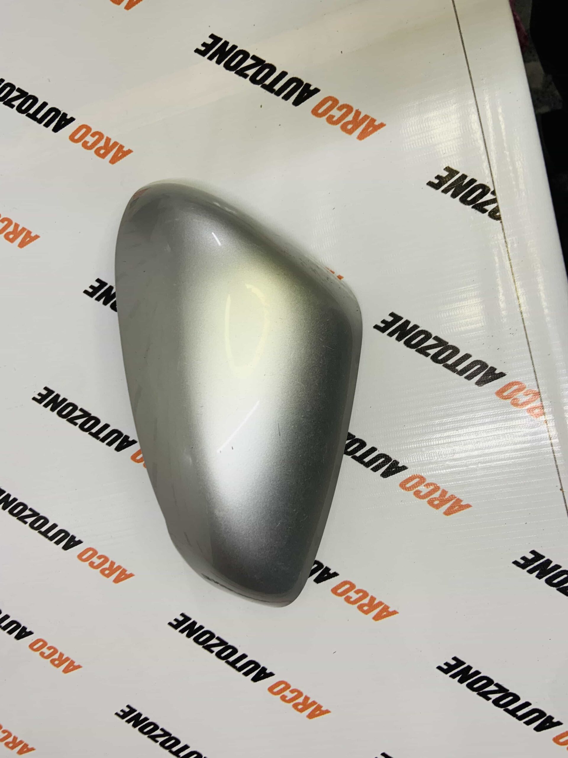 SIDE MIRROR COVER XUV300 LEFT WITHOUT IND