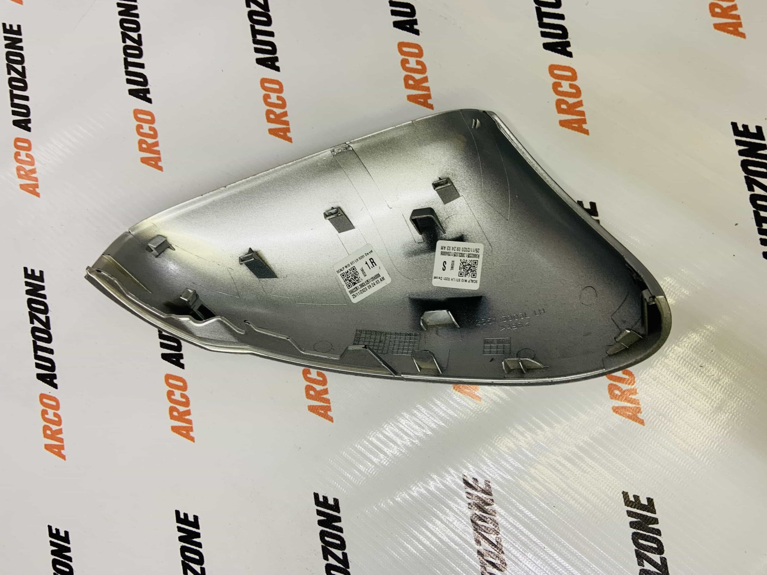 SIDE MIRROR COVER XUV300 LEFT WITHOUT IND