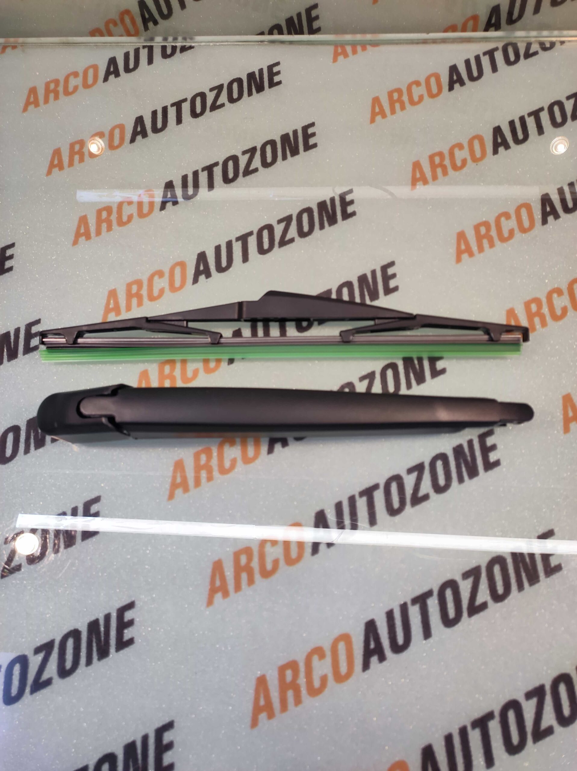 REAR WIPR ARM WI BLAD XUV500