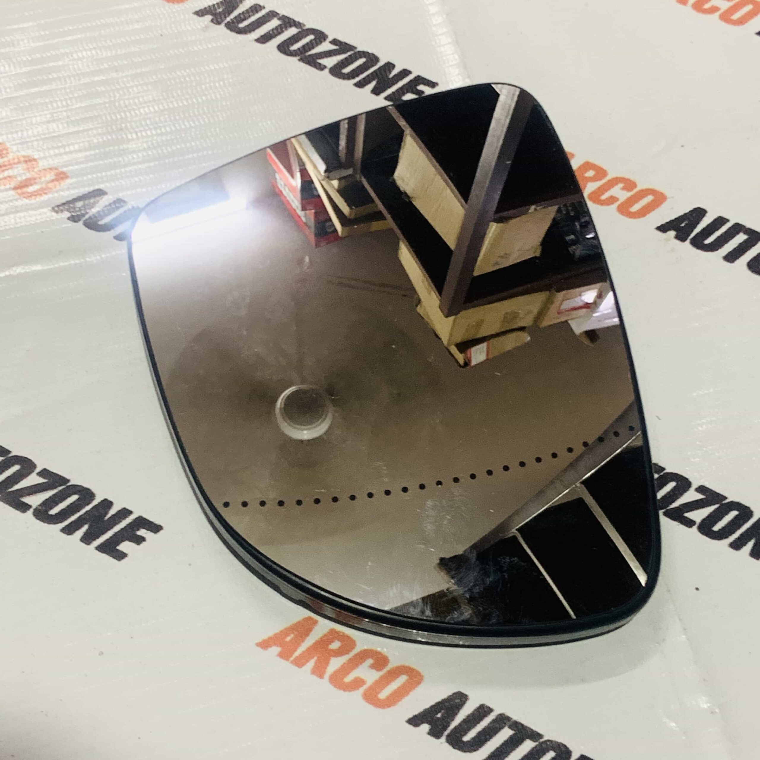 SUB MIRROR CAPTUR RIGHT