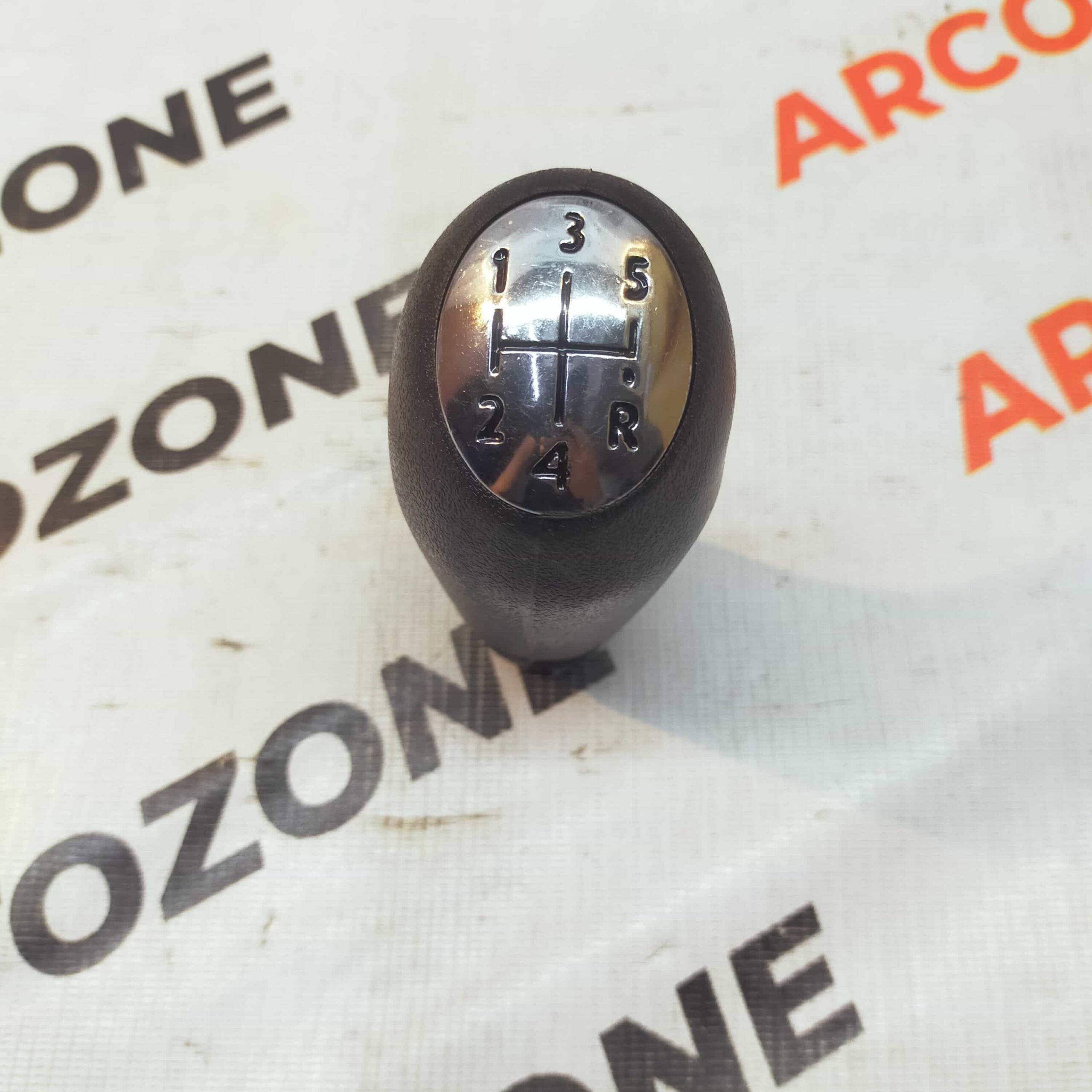 GEAR NOB LOGAN DUSTER TERRANO 85 GAP