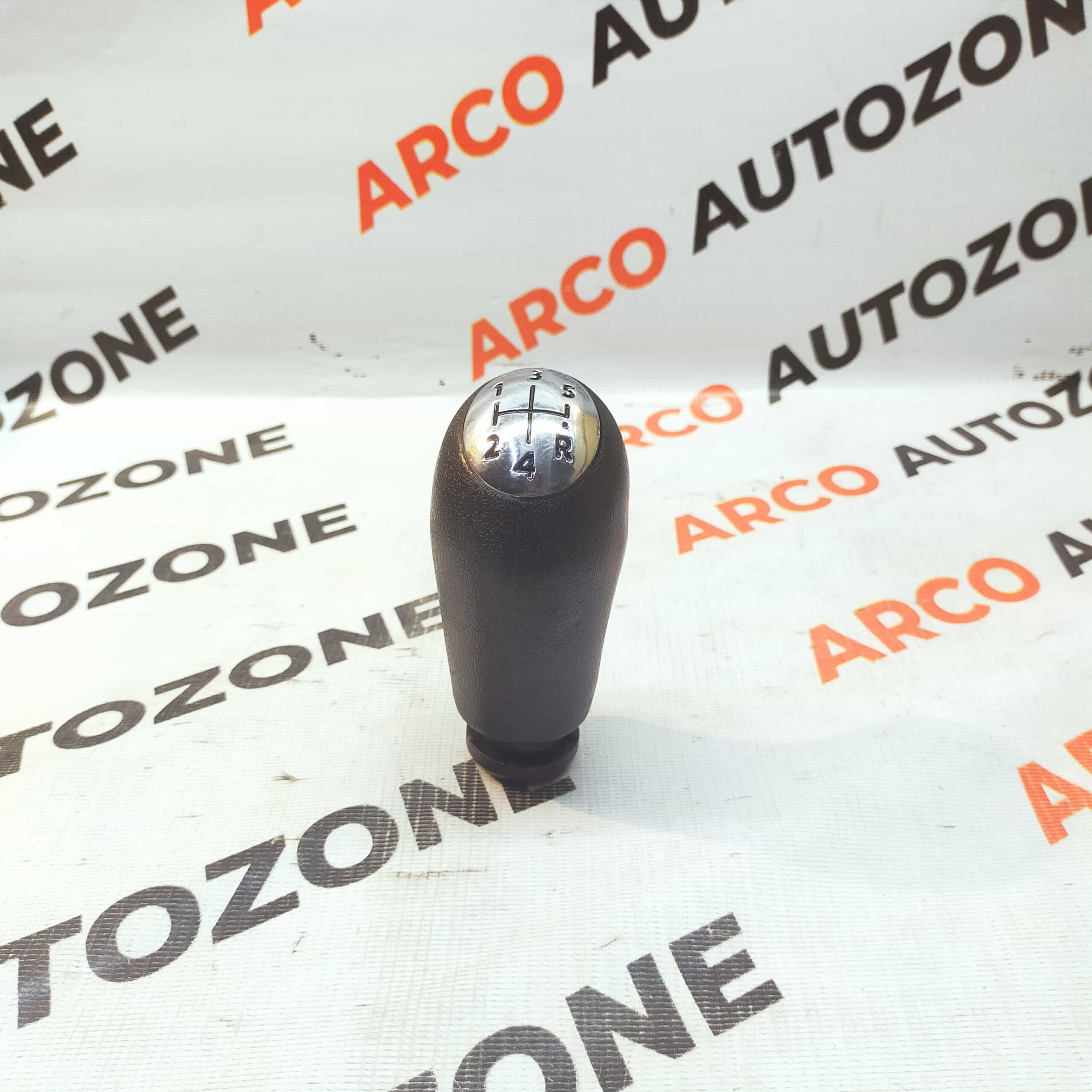 GEAR NOB LOGAN DUSTER TERRANO 85 GAP