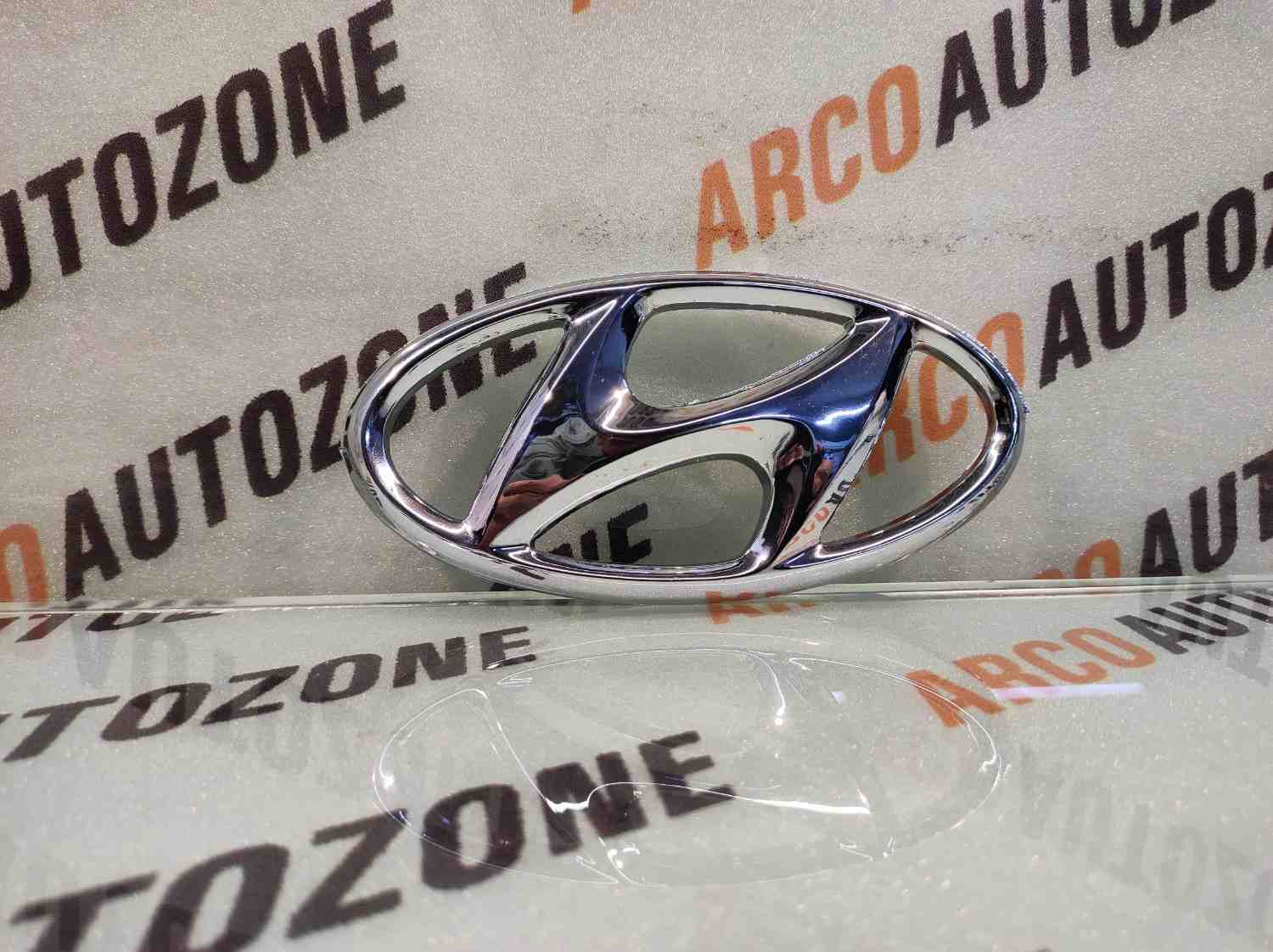 FRONT GRILL LOGO EON IND 863630X100