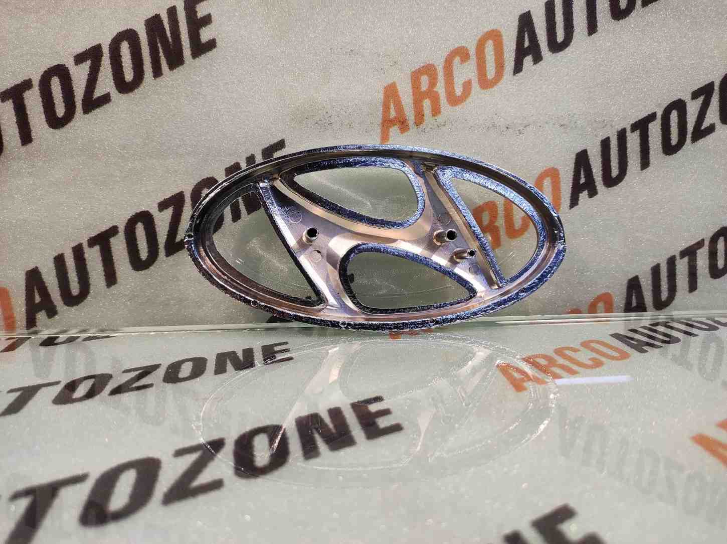 FRONT GRILL LOGO EON IND 863630X100